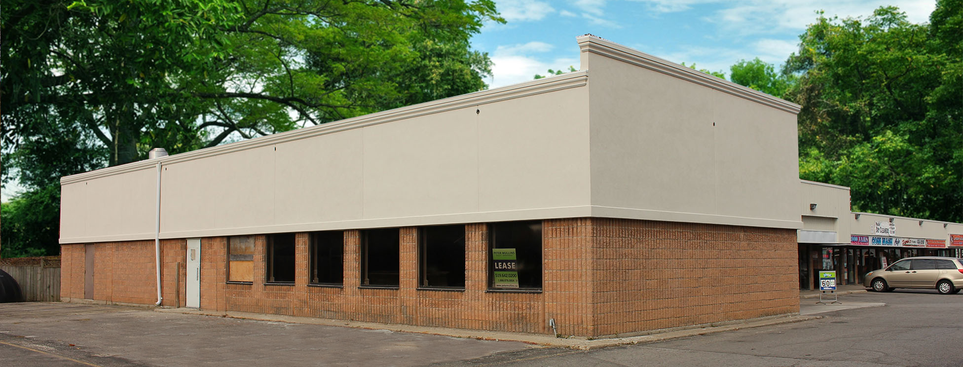 Ideally located in the popular Cove Road Plaza, this property is perfect for a retail business or office/studio space.