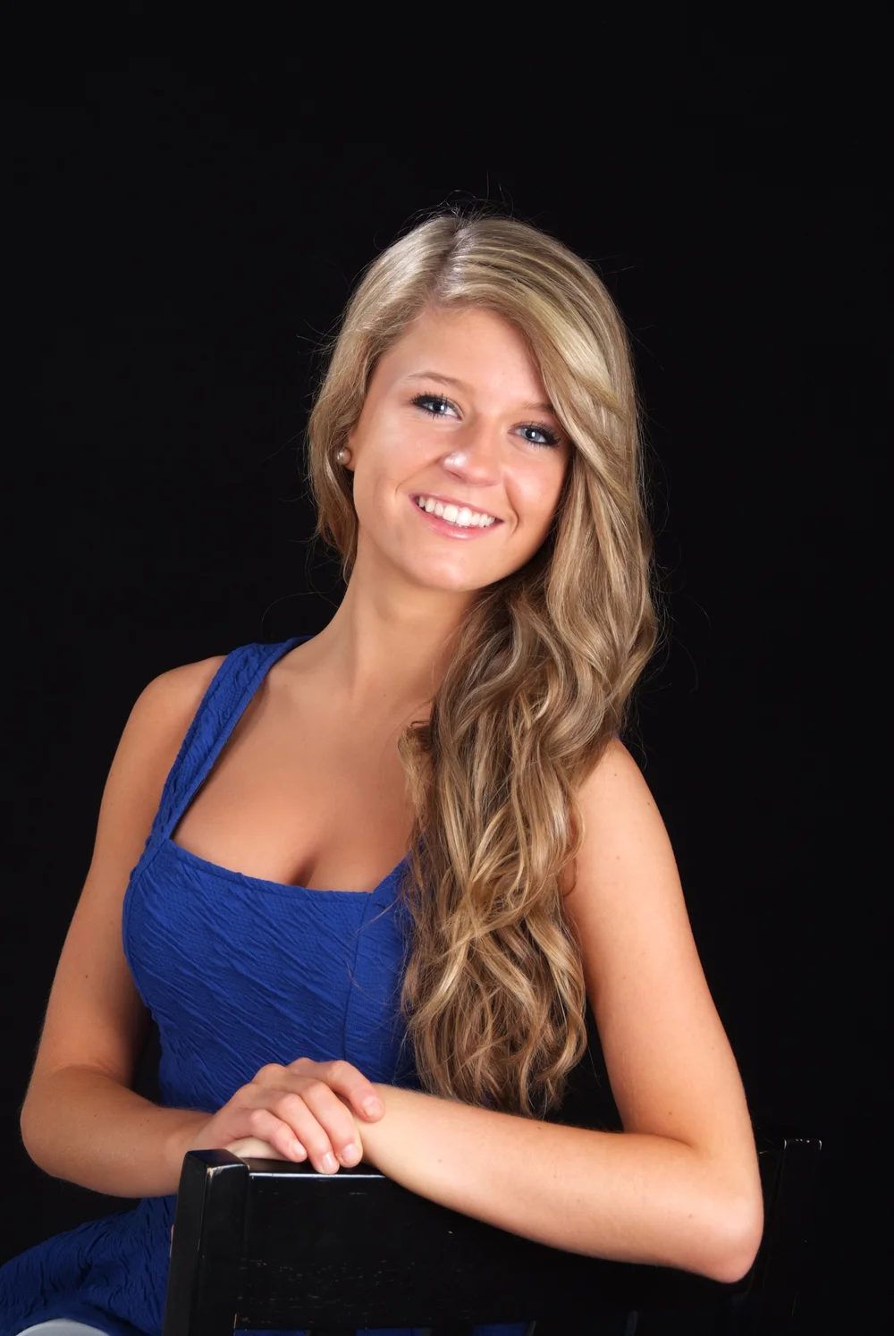 indoor-casual-holland-studio-of-photography