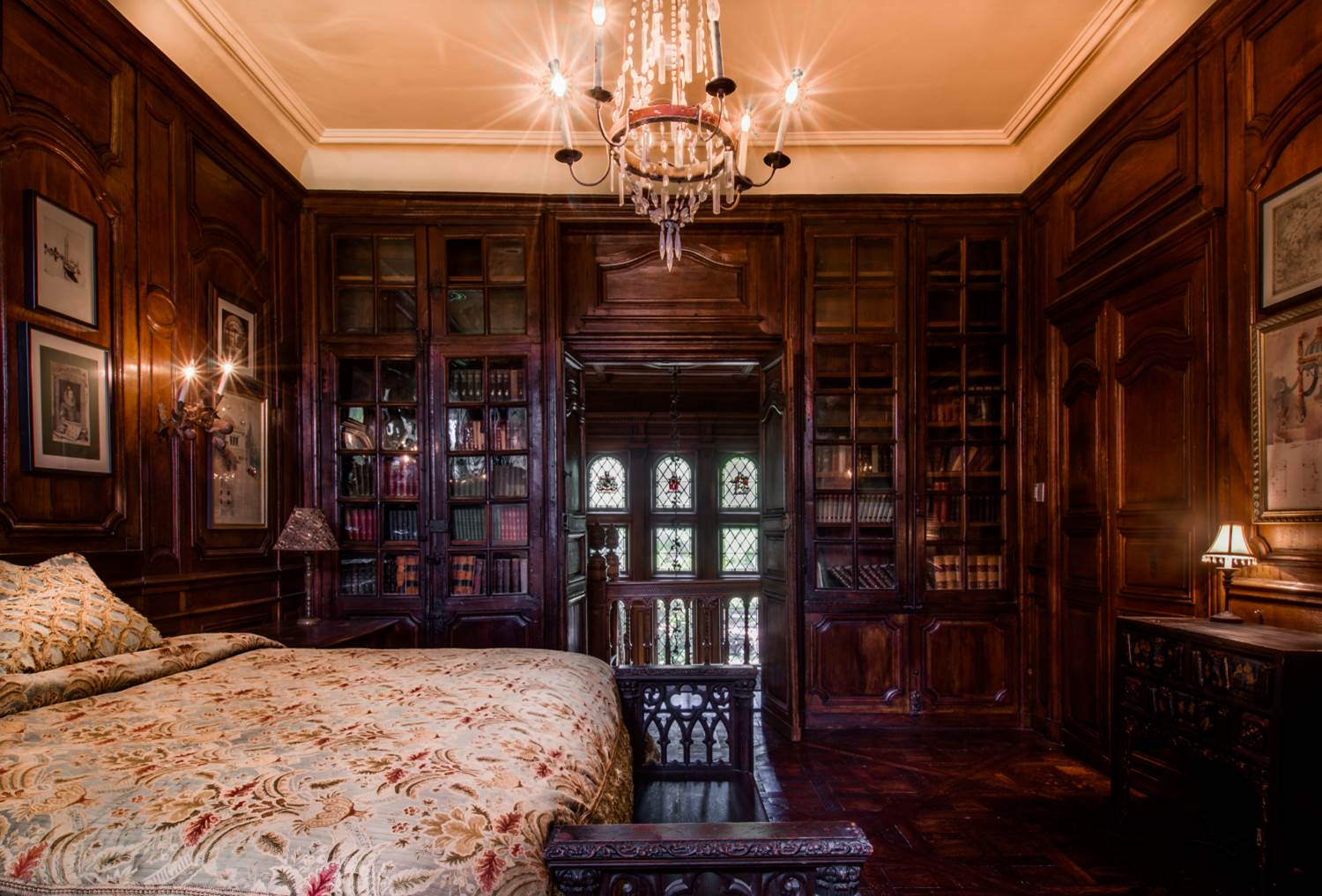 Burbank LivingstonGriggs Mansion Home