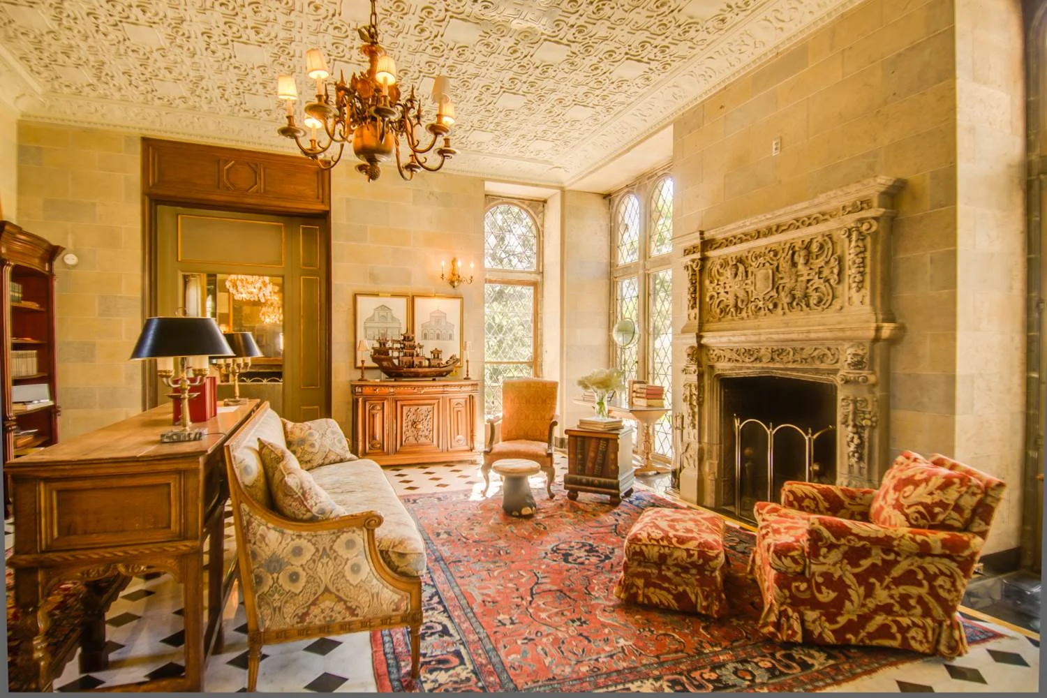 Burbank LivingstonGriggs Mansion Home