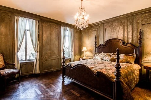 Unit 2 Griggs House Bedroom (2).jpg