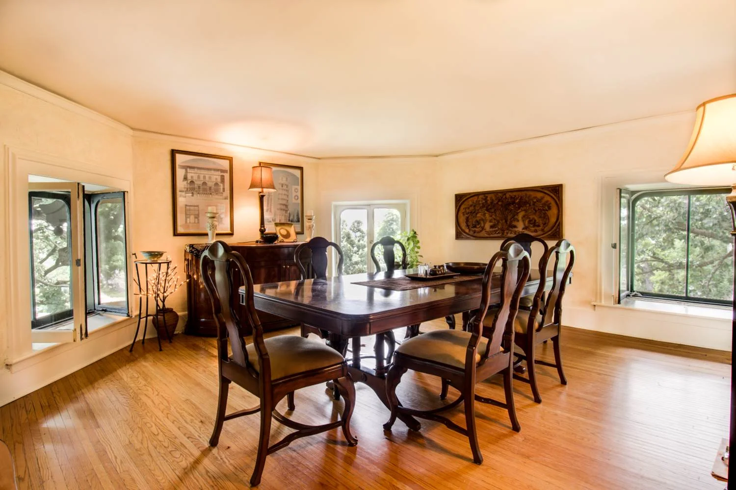 Griggs-3rd Floor diningroom2.jpg