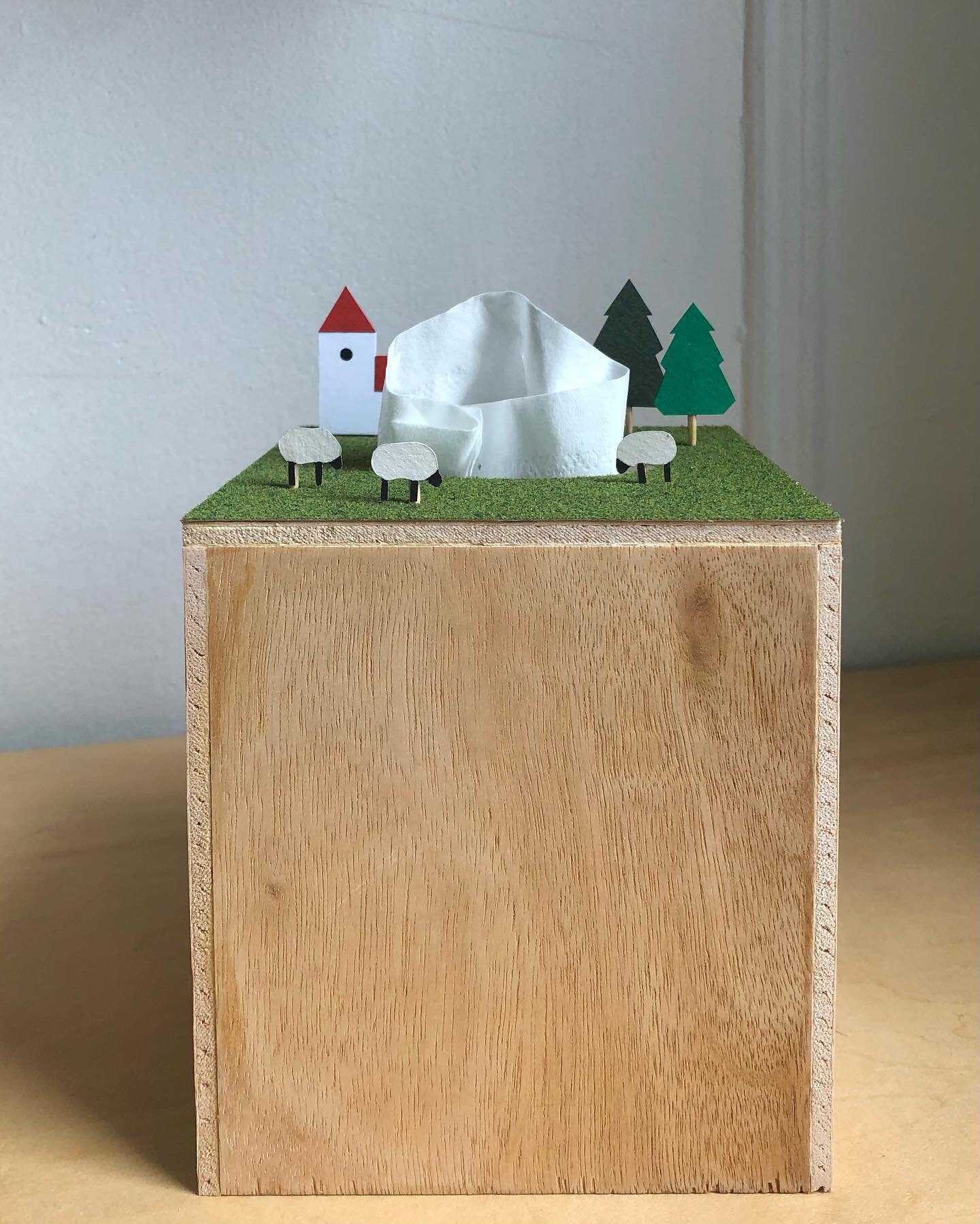 pastoral (tissue box)
edition of 4
plywood, paper, model grass, toothpicks, ink
7.25 x 5 x 5 inches