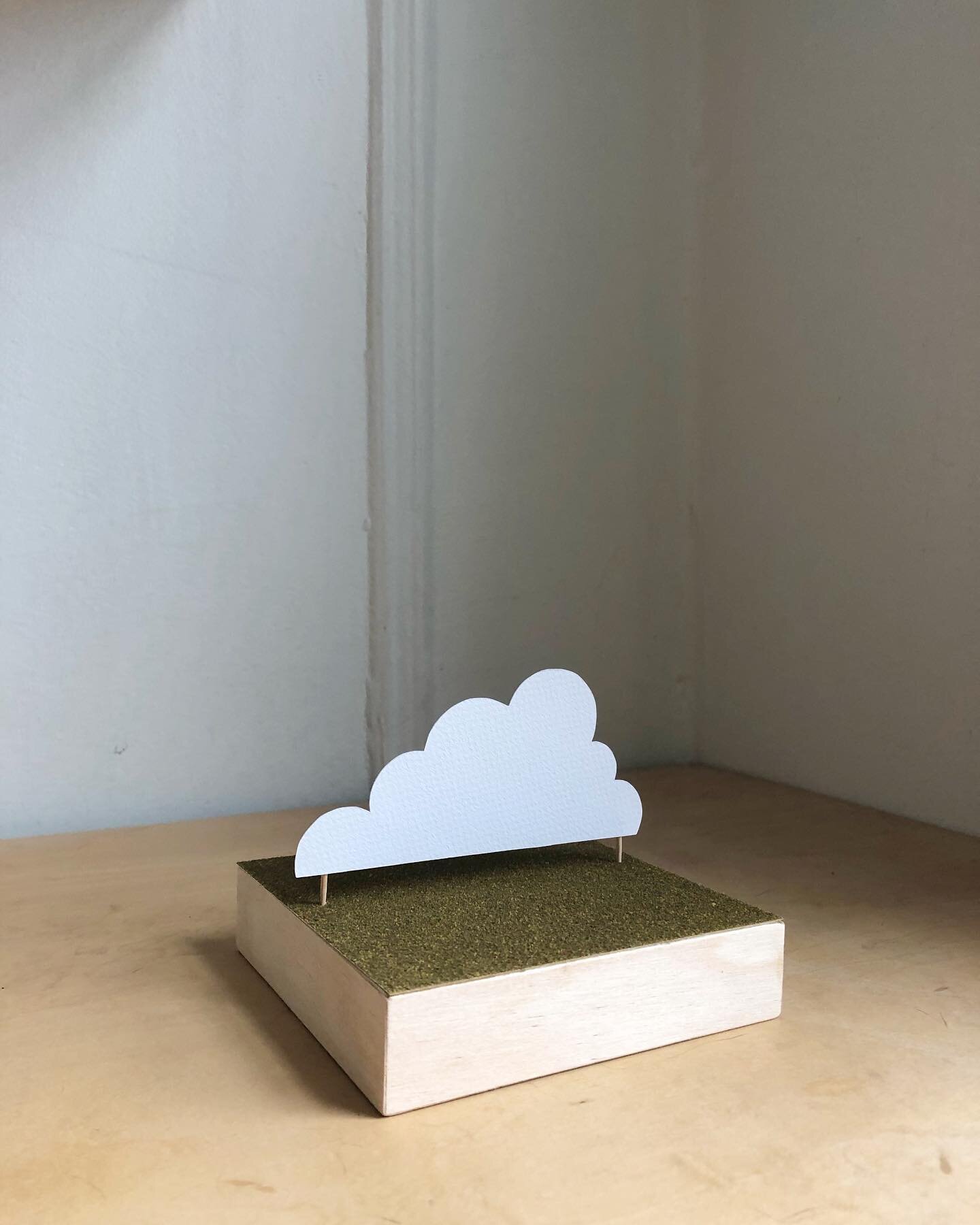 low lying cloud
plywood, paper, model grass, toothpicks
3.5 x 5 x 5 inches