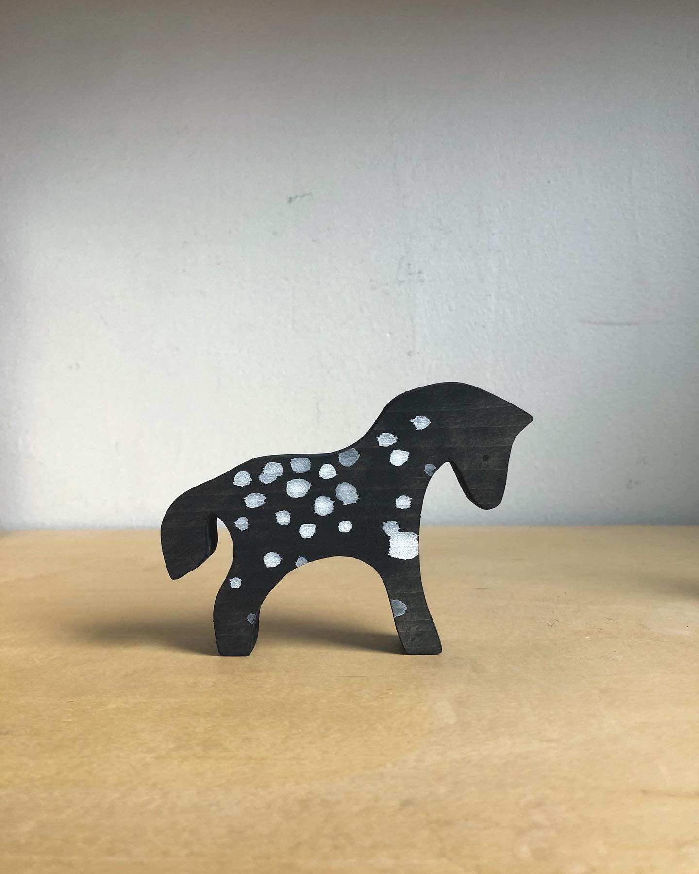 wild horses (for France)
pine wood &amp; acrylic paint