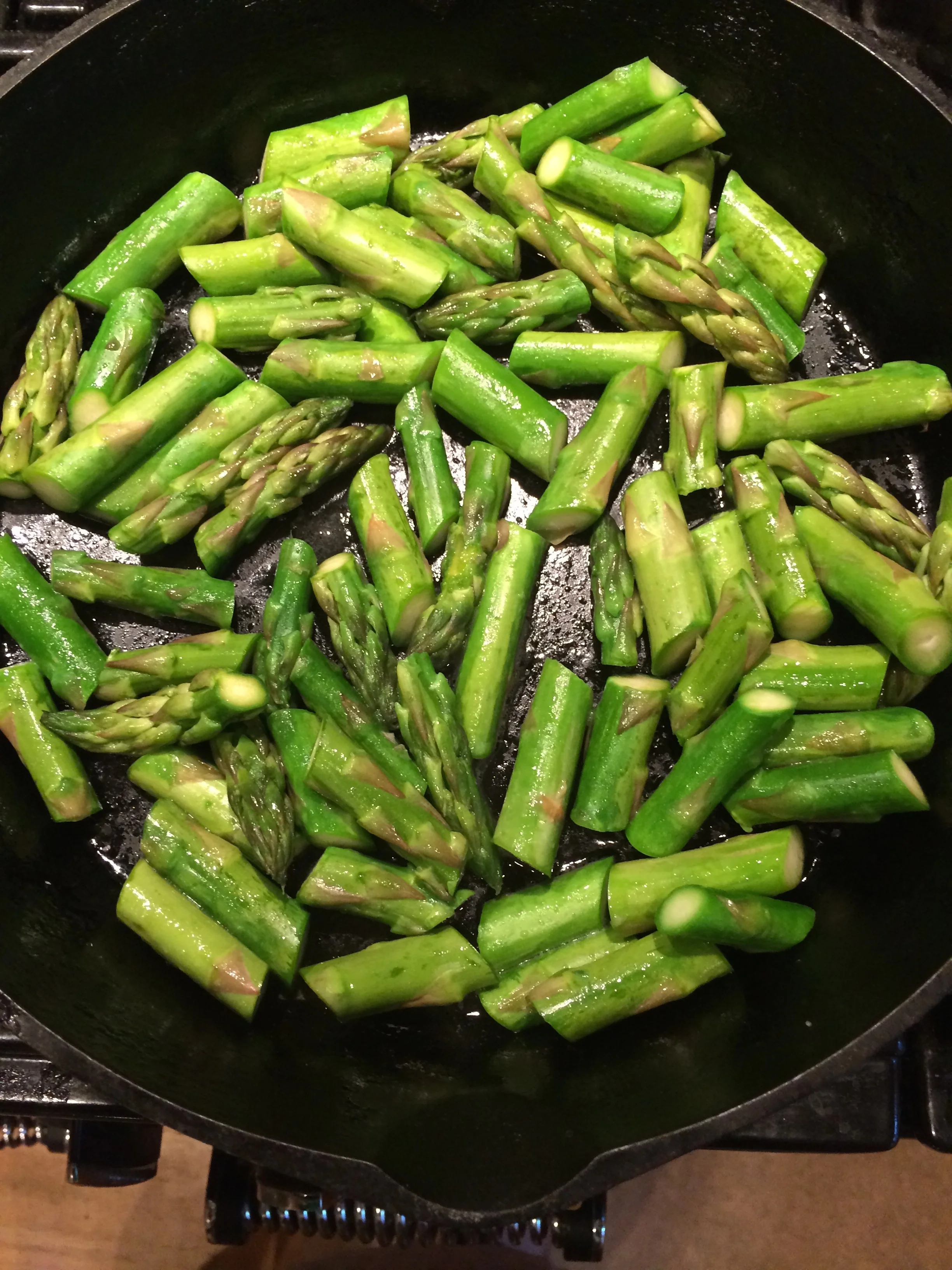 asparagus in pan.jpg