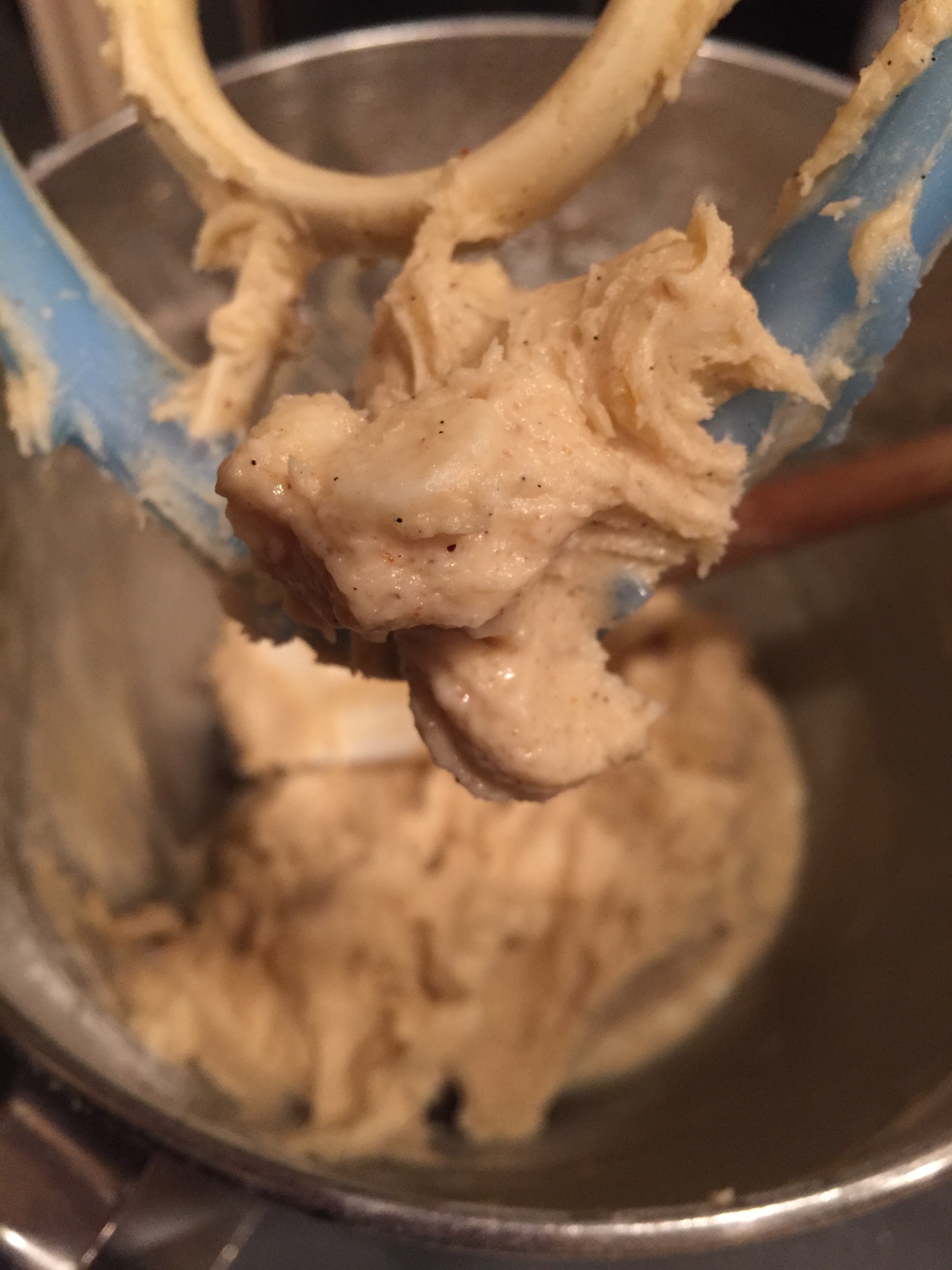 See how all those vanilla bean flecks are swimming around in this batter? 