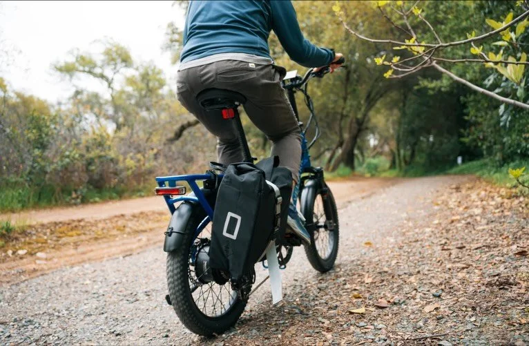The Velotric Fold 1 Plus in Stone Gray and the Discover 3 in LeMans Blue hit the floor today. The Discover found a home almost immediately but fret not&hellip;special orders only take about five days from cash register to feet on the pedals if you&rs
