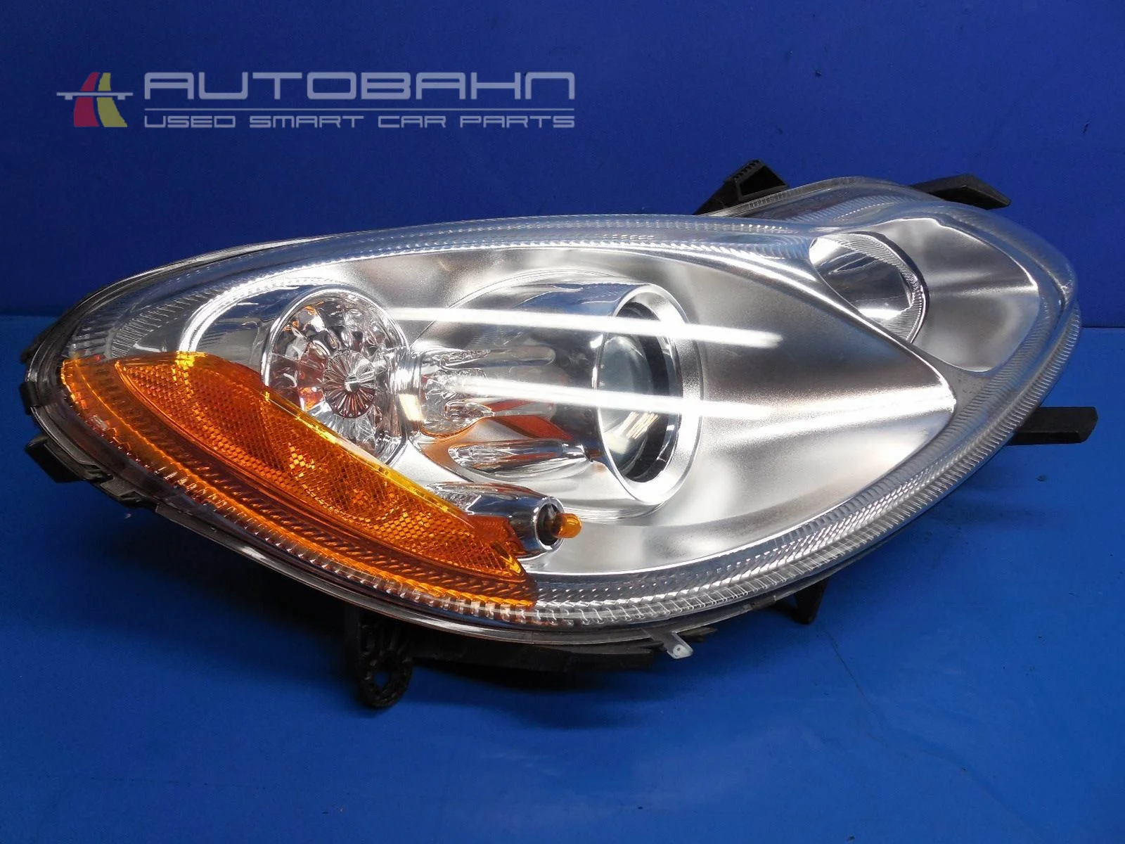 Fortwo Passion Pure 2008-2014 OEM Left & Right Halogen Headlights 03.jpg