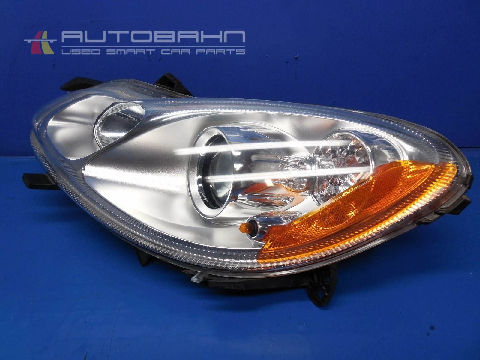 Fortwo Passion Pure 2008-2014 OEM Left & Right Halogen Headlights 06.jpg