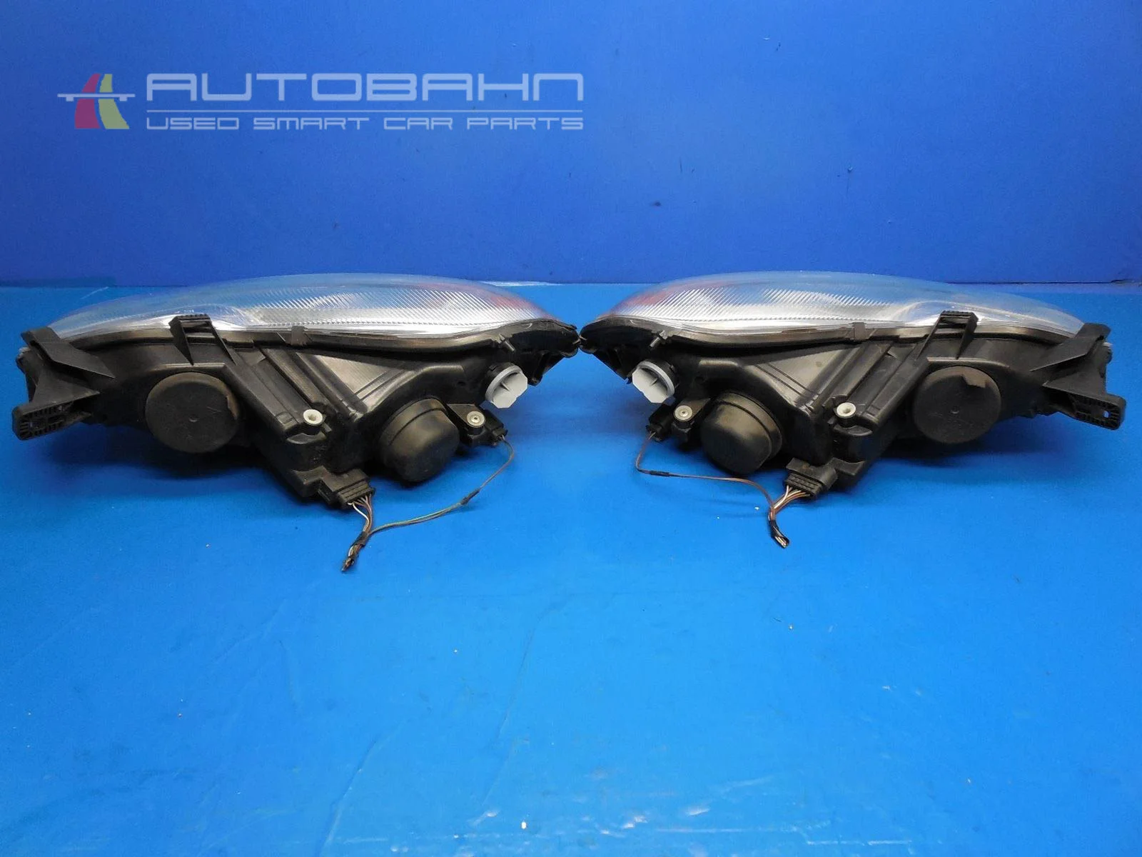 Fortwo Passion Pure 2008-2014 OEM Left & Right Halogen Headlights 08.jpg
