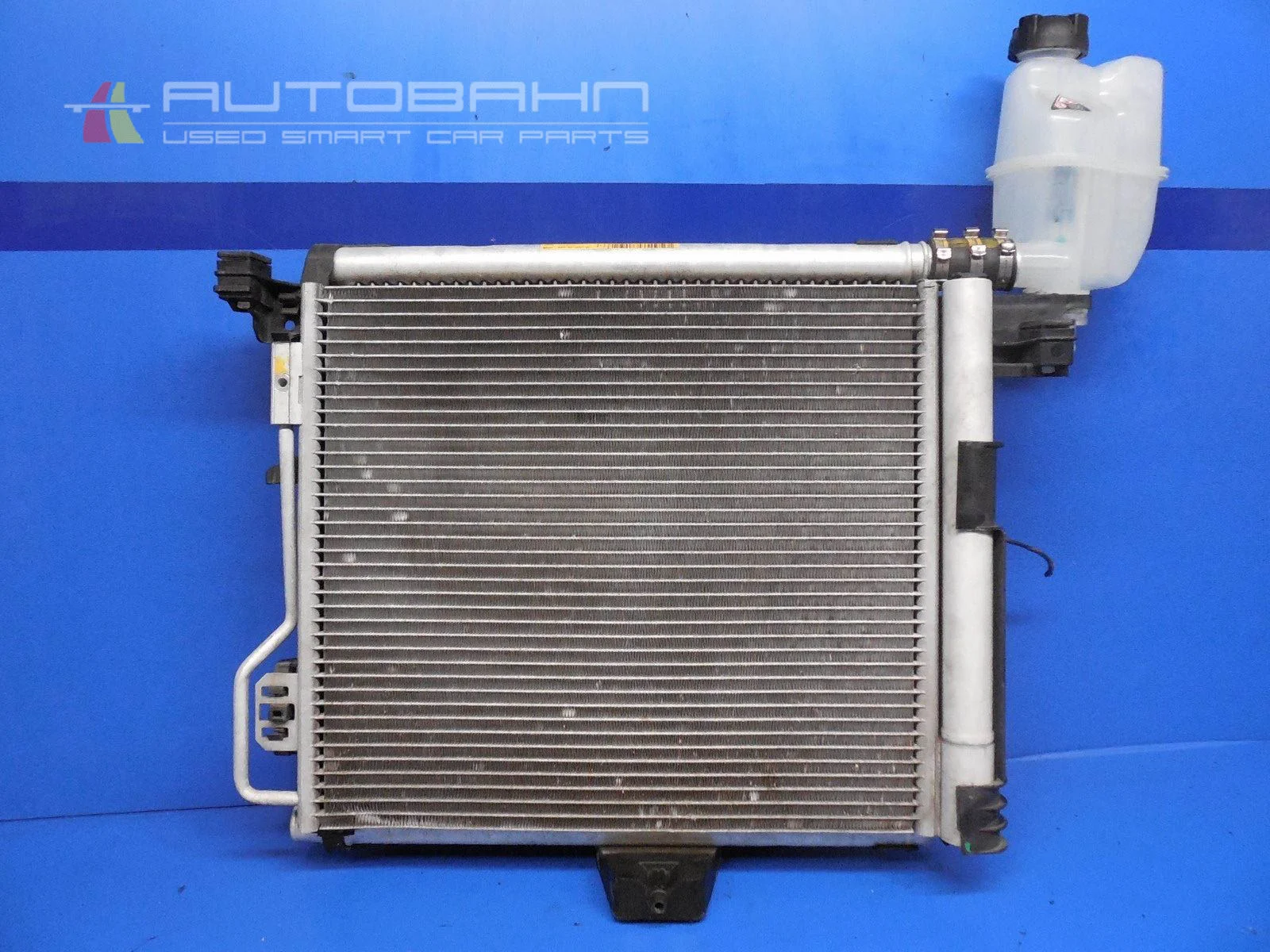 Fortwo OEM Behr Radiator + AC Condenser + Cooling Fan + Coolant Tank 01.jpg