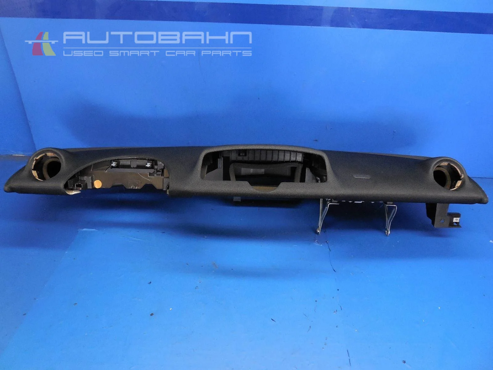 Fortwo OEM Black Dashboard with Airbag 05.jpg