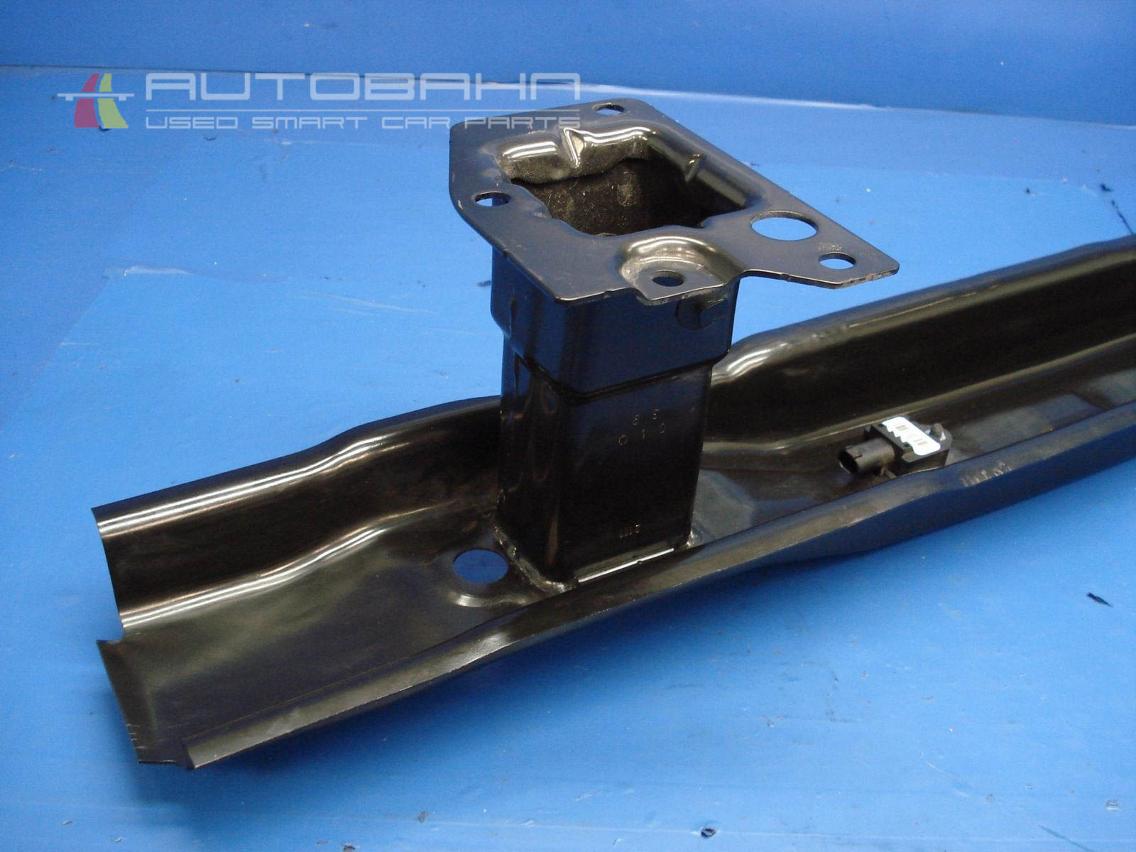 Fortwo OEM Front Bumper Support Reinforcement 04.jpg
