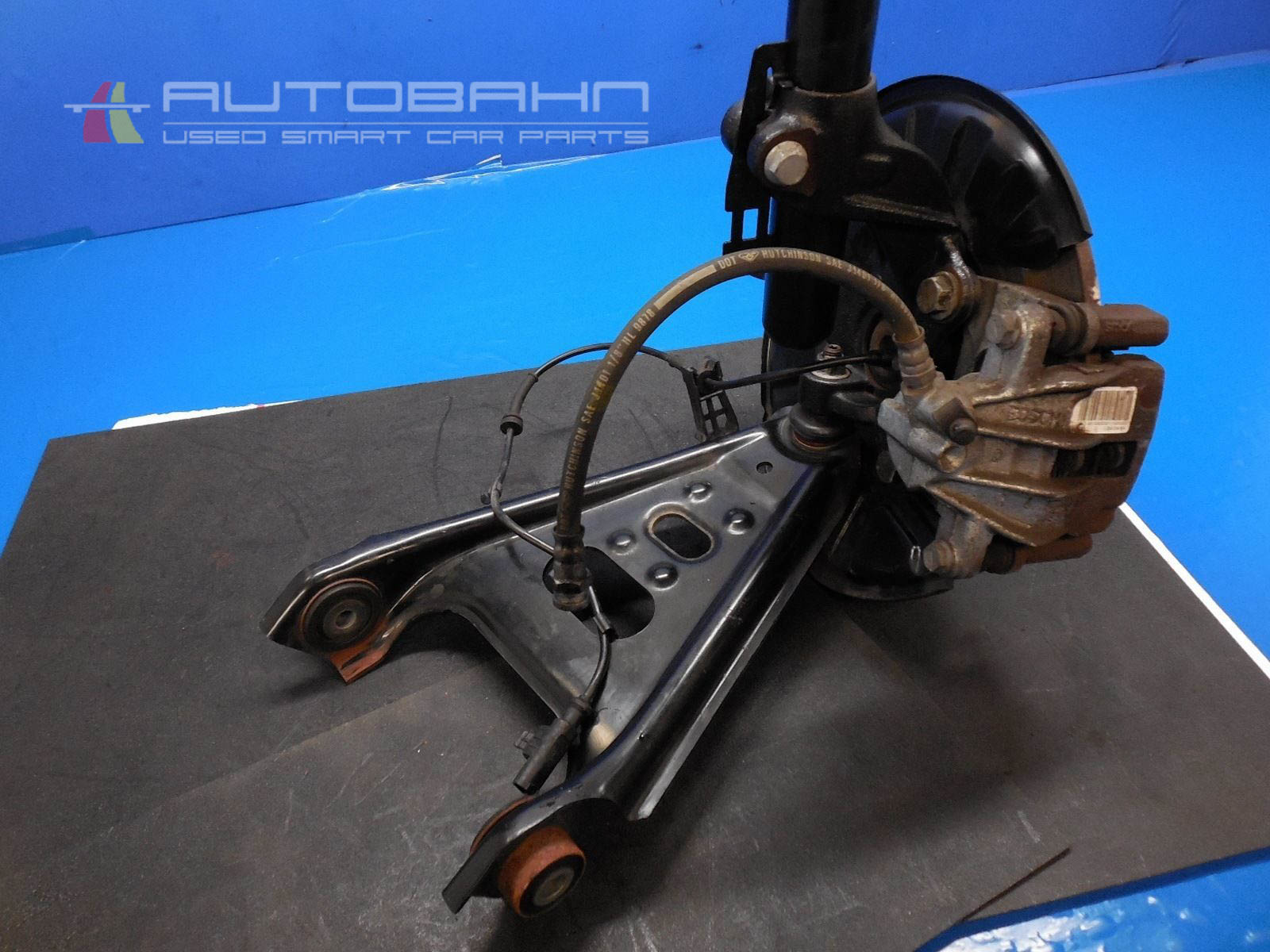 Fortwo OEM Front Right Control Arm-Spindle-Brake-Strut-Spring Assembly 09.jpg