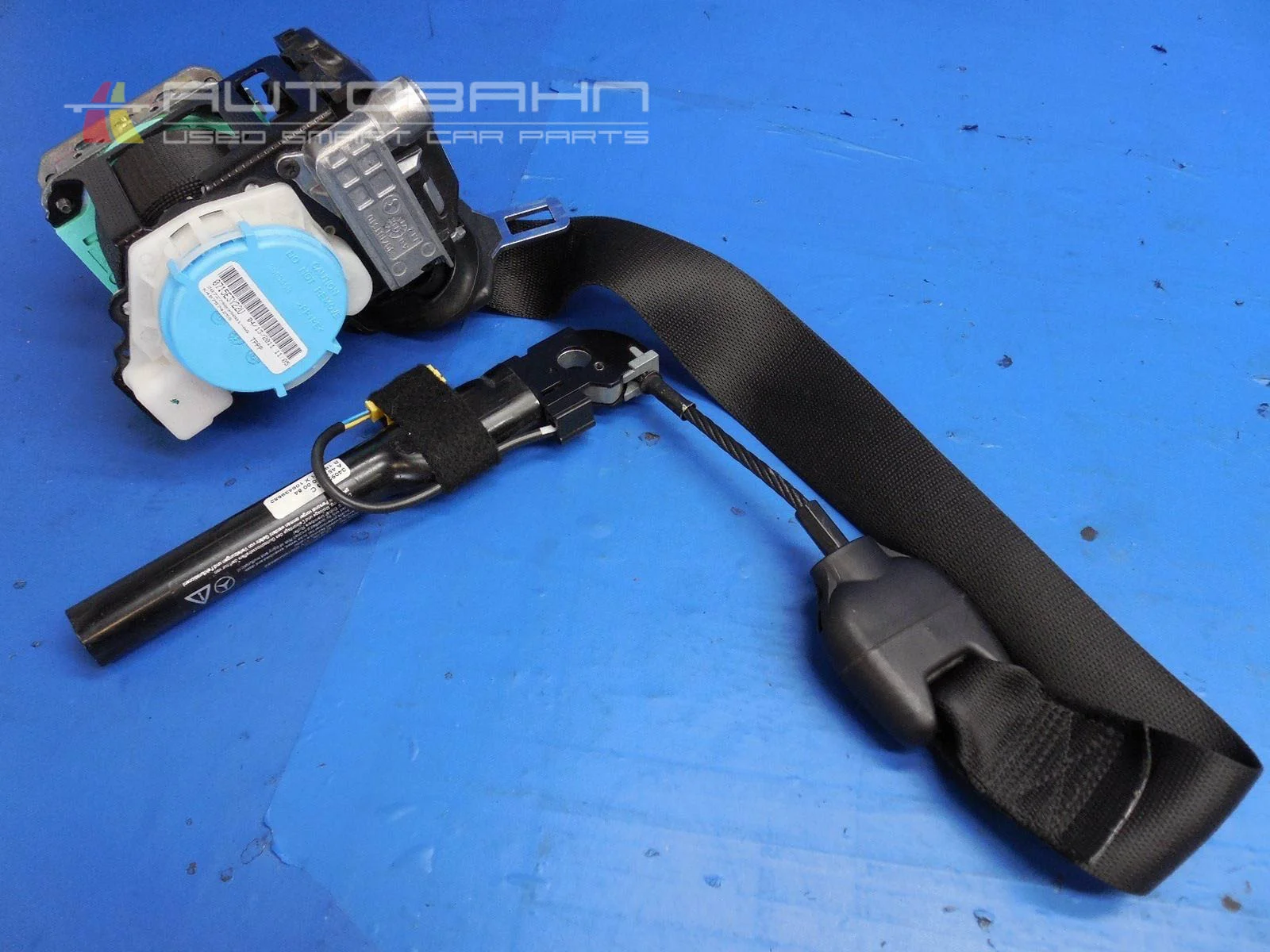 Fortwo OEM Left Drivers Side Seat Belt & Retractor & SRS 01.jpg