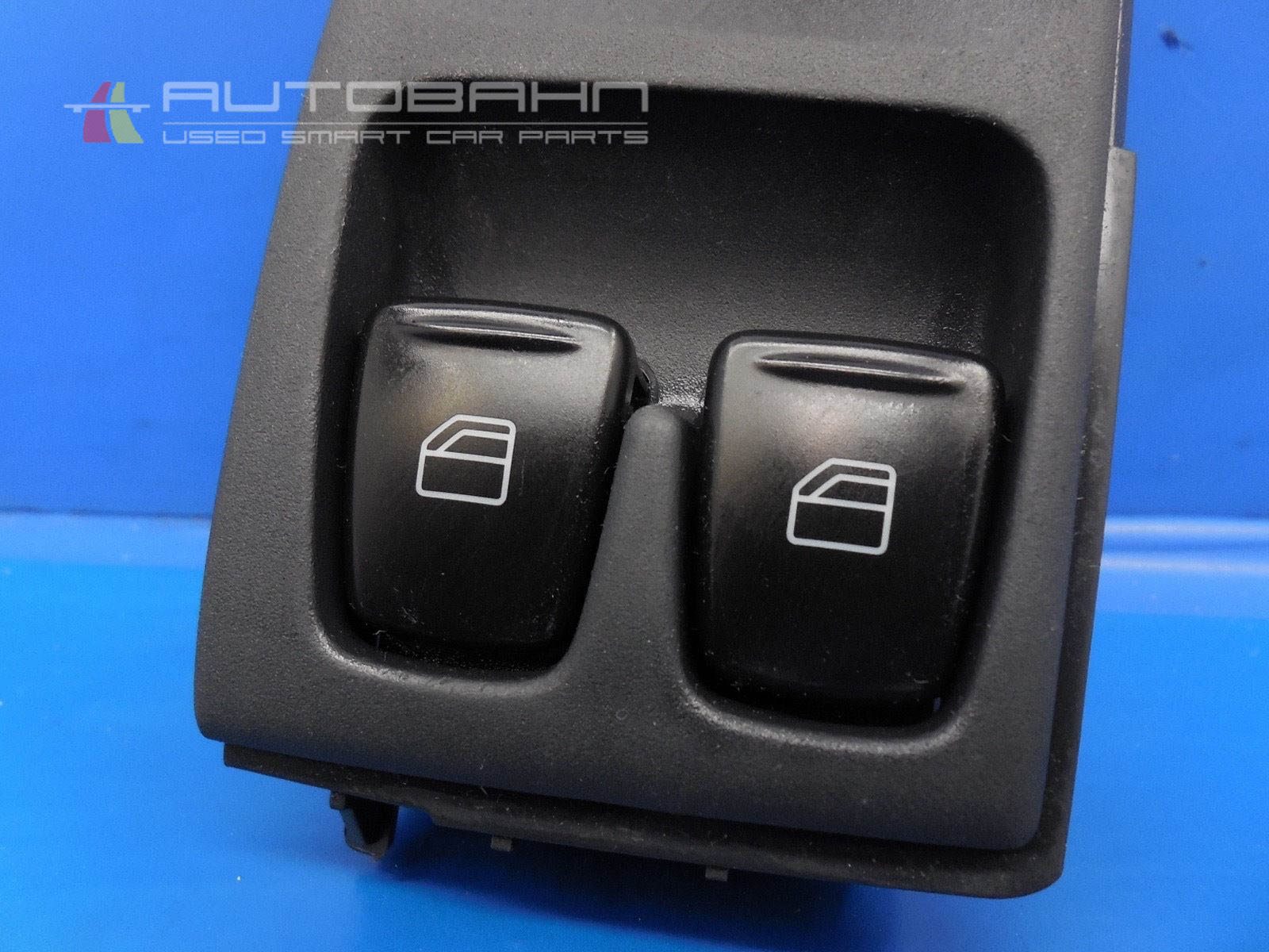 Fortwo OEM Power Window Switchs + Mirror Controller Switch & Panel 02.jpg