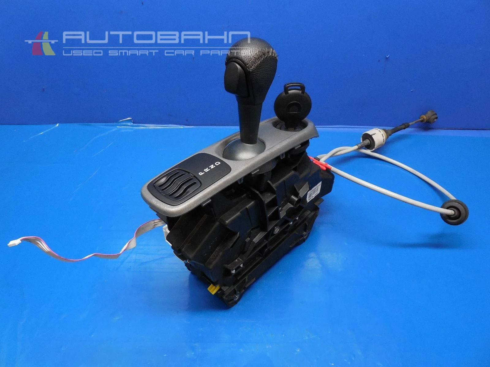 Fortwo OEM Shifter & Key - Ignition Assembly 01.jpg