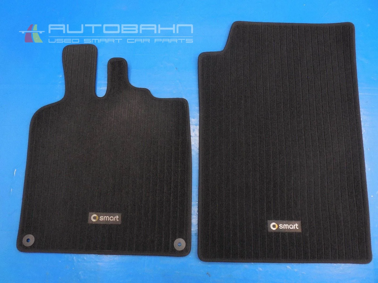 Fortwo Passion Pure (2008-2014) OEM Front Carpet Floor Mats (Black) 01.jpg