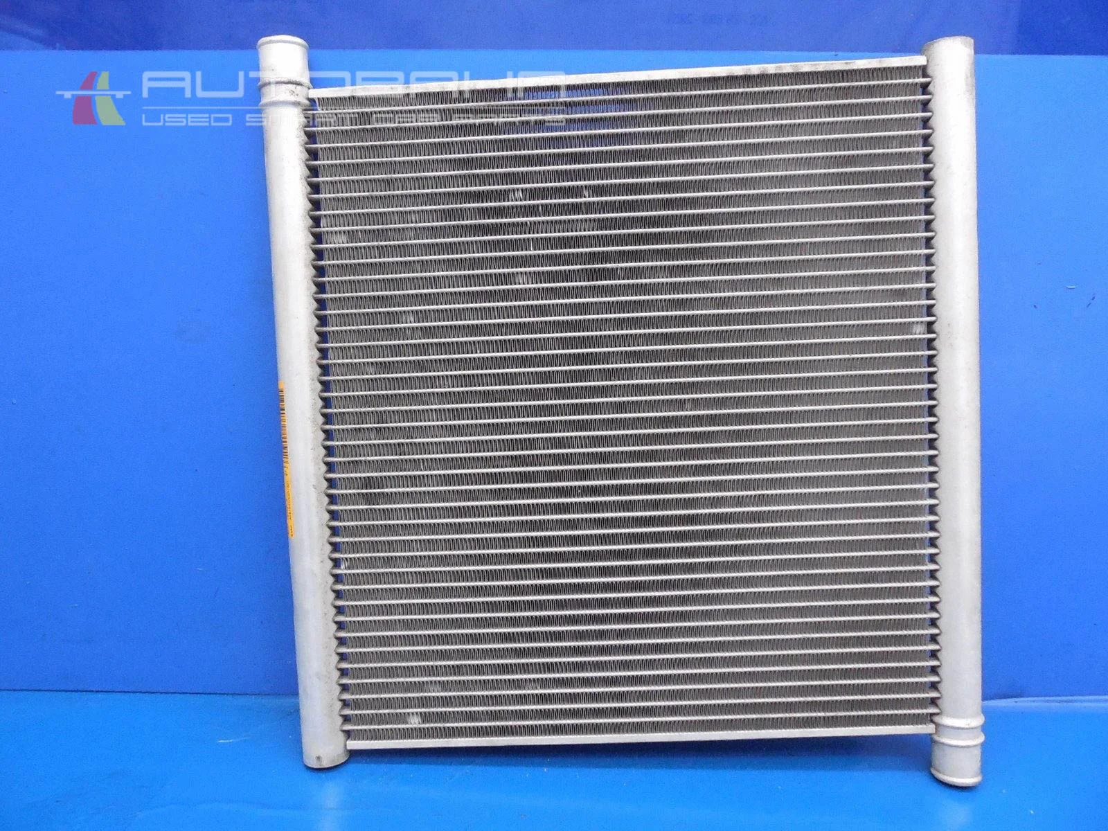 Fortwo Passion Pure (2008-2014) OEM Radiator 01.jpg