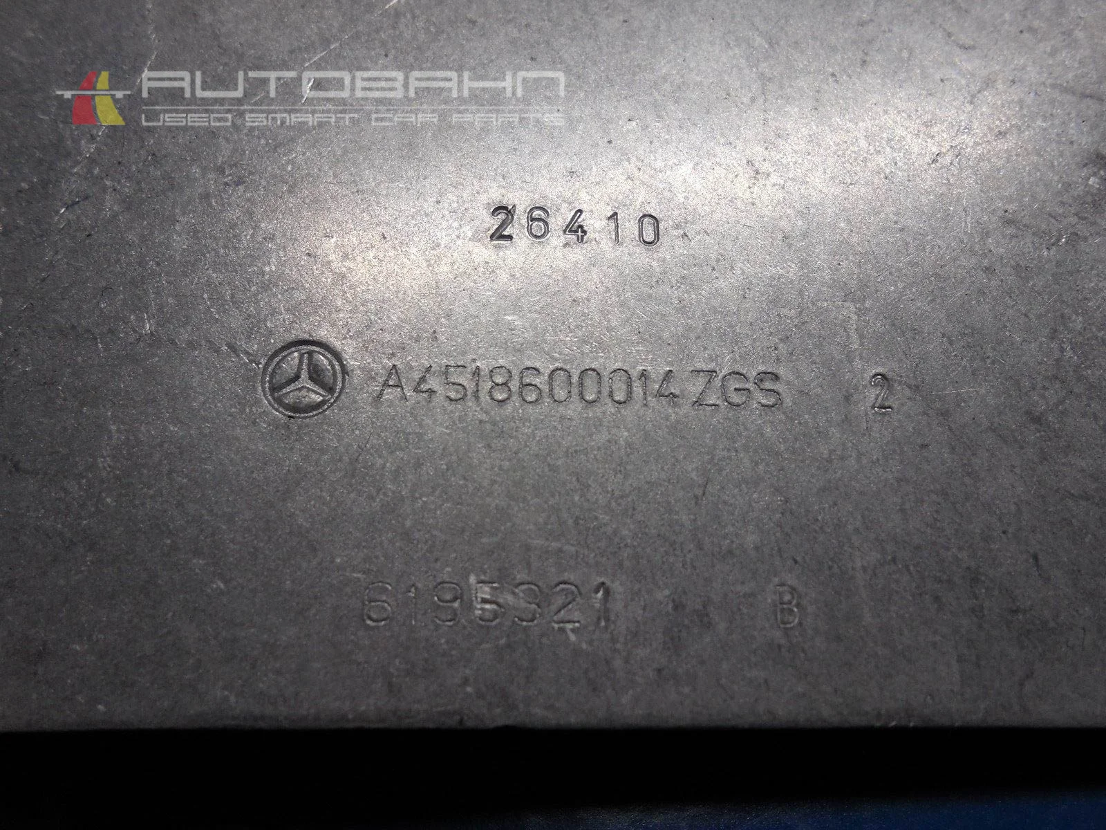 Fortwo Passion Pure OEM Left Drivers Side Knee Airbag 04.jpg