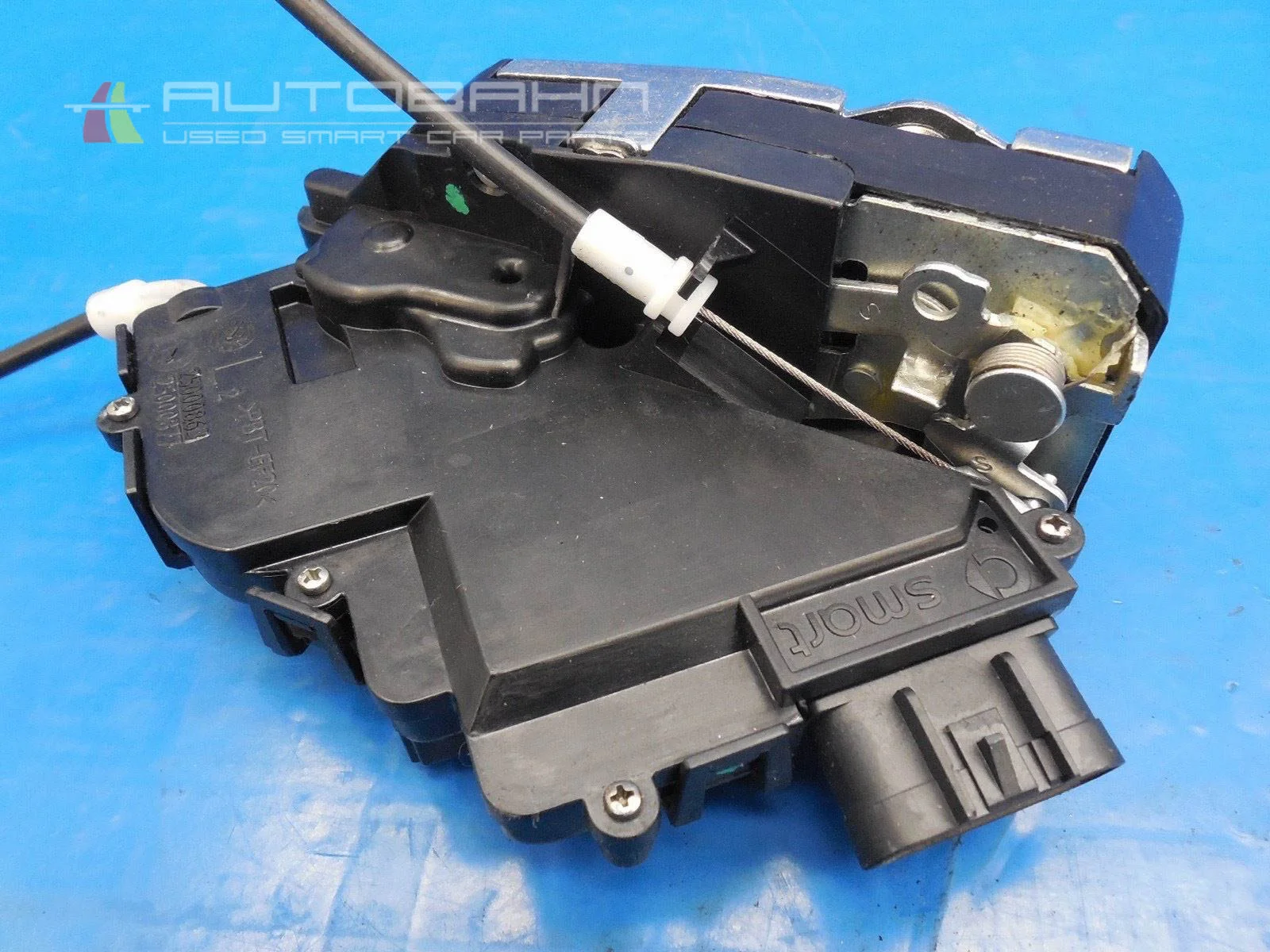 Fortwo Passion Pure OEM Left Side Door Lock Assembly 04.jpg