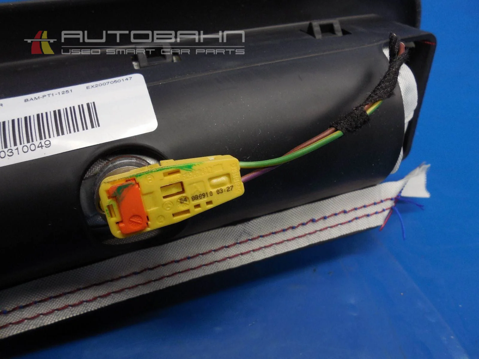 Fortwo Passion Pure OEM Right Passenger Side Knee Airbag 07.jpg