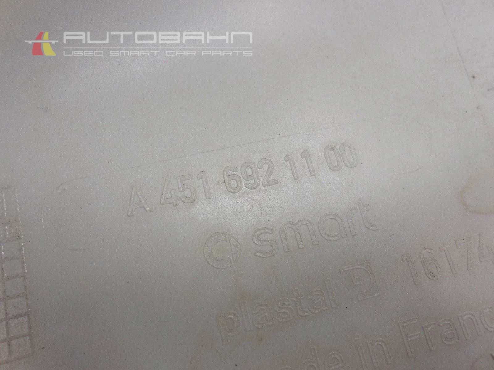 Fortwo-Passion-Pure-2008-2014-OEM-Right-Rocker-Molding-Mount-Clips-06.jpg