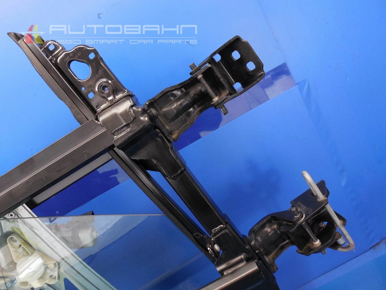 Fortwo-Passion-Pure-OEM-Right-Door-Frame-Glass-Motor-Regulator-02.jpg
