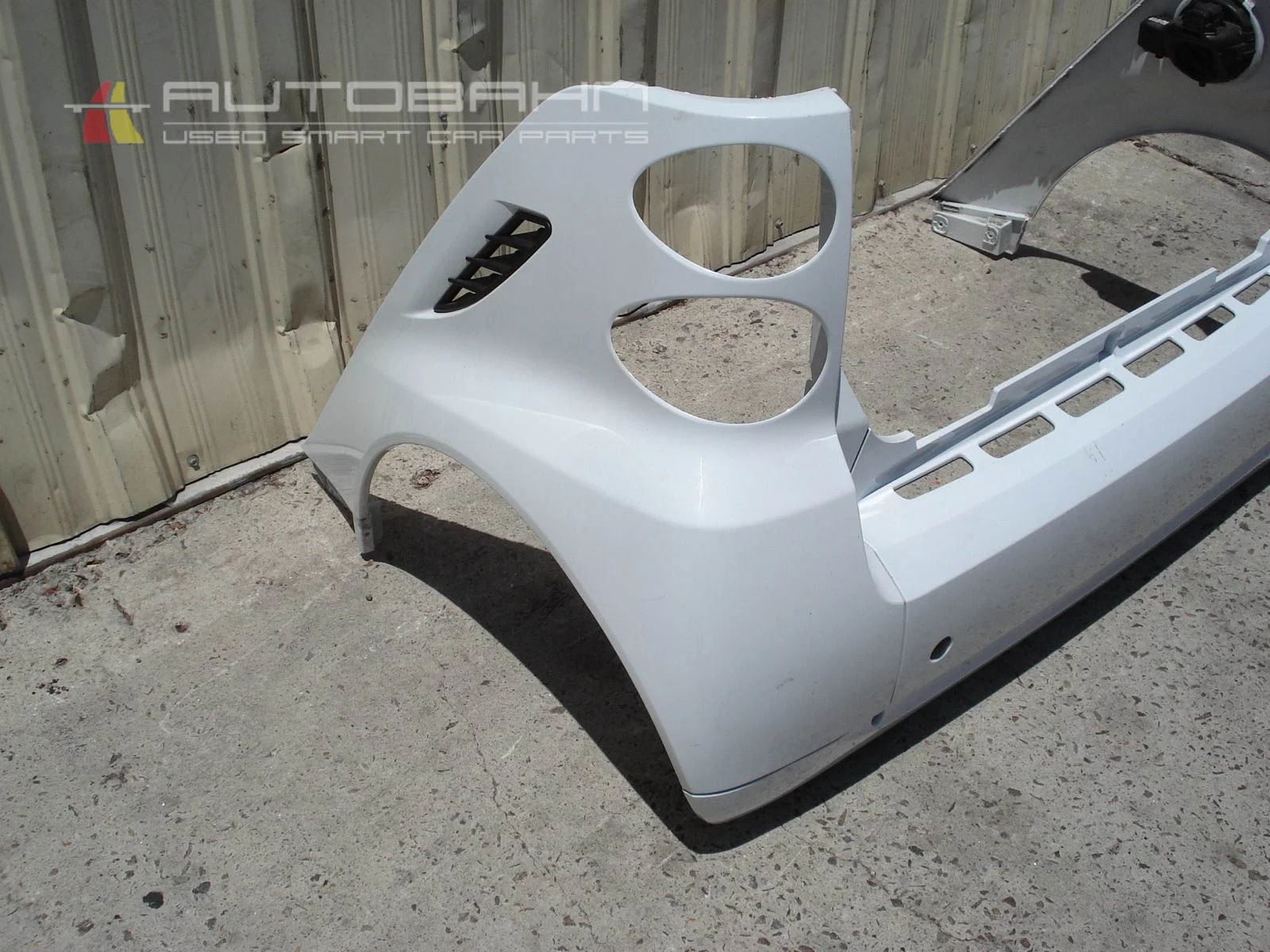 Fortwo Passion Pure OEM Rear Bumper & Quarter Panel Assembly 04.jpg