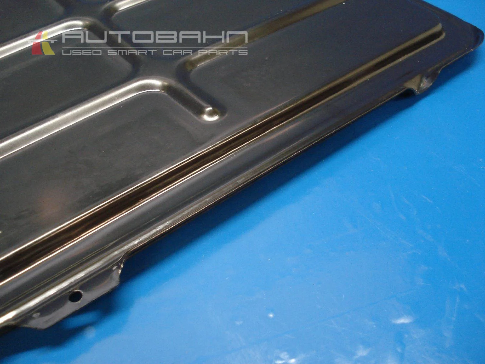 ForTwo Passion Pure OEM Rear Engine Access Lid Door 05.jpg