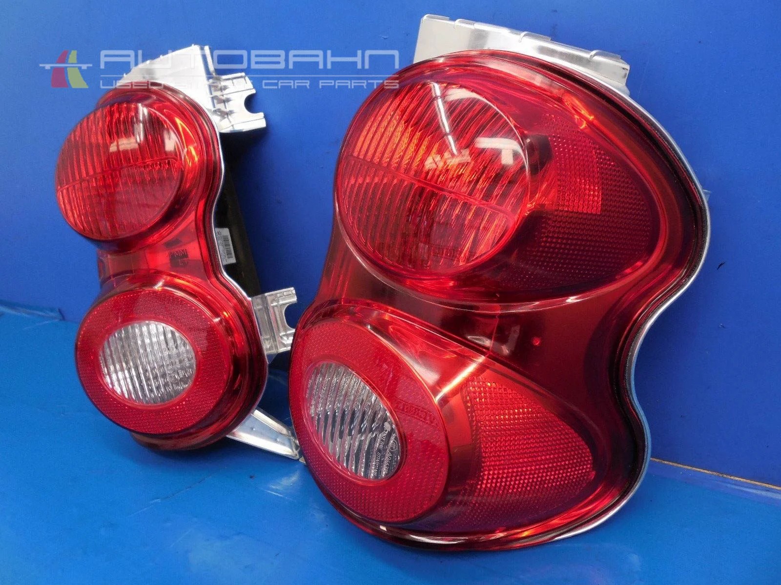 Fortwo Passion Pure 2008-14 OEM Left & Right Side Tail Lights + Bulbs 03.jpg