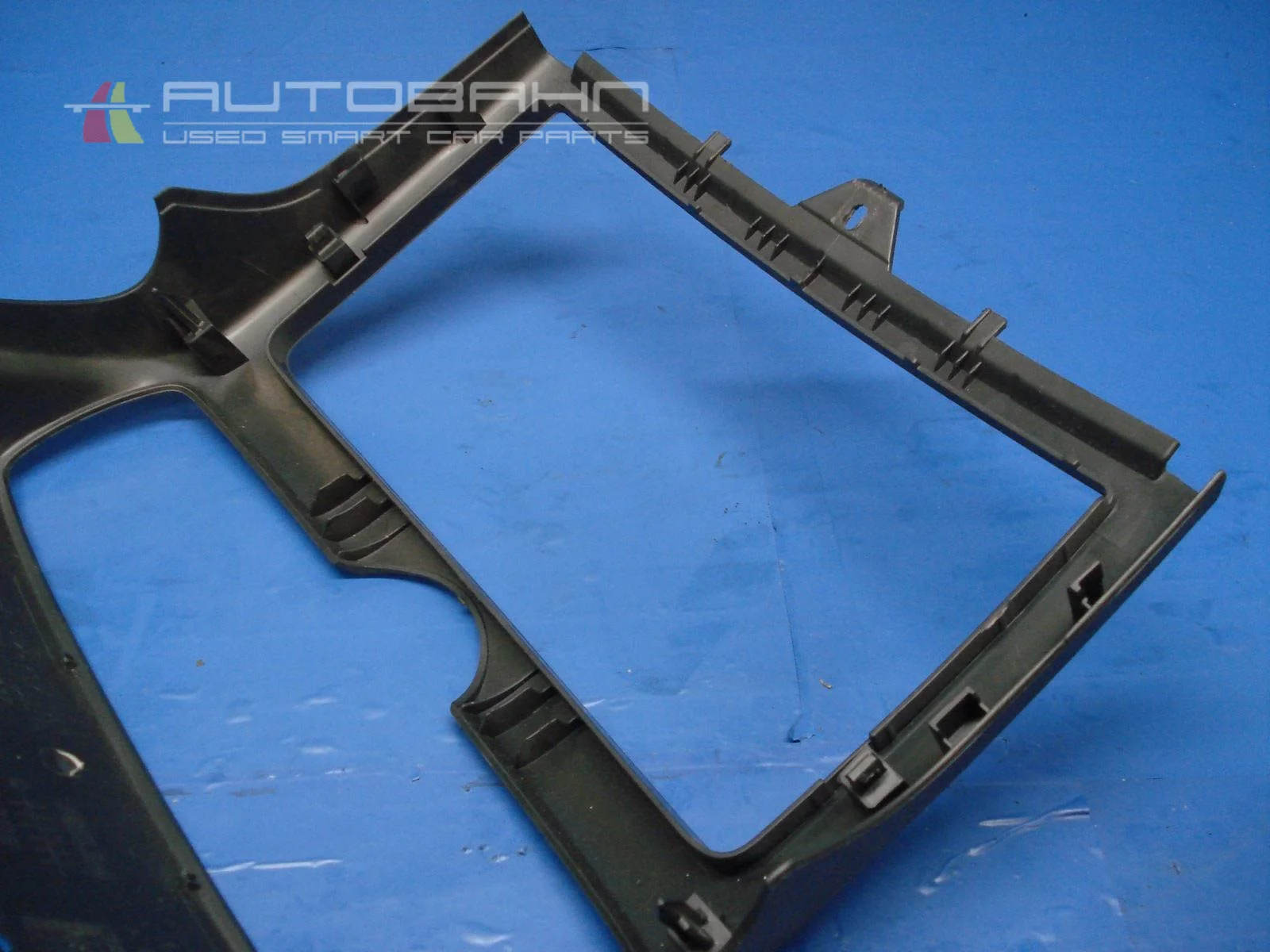 Fortwo Passion Pure OEM Center Dash Trim Cover 03.jpg