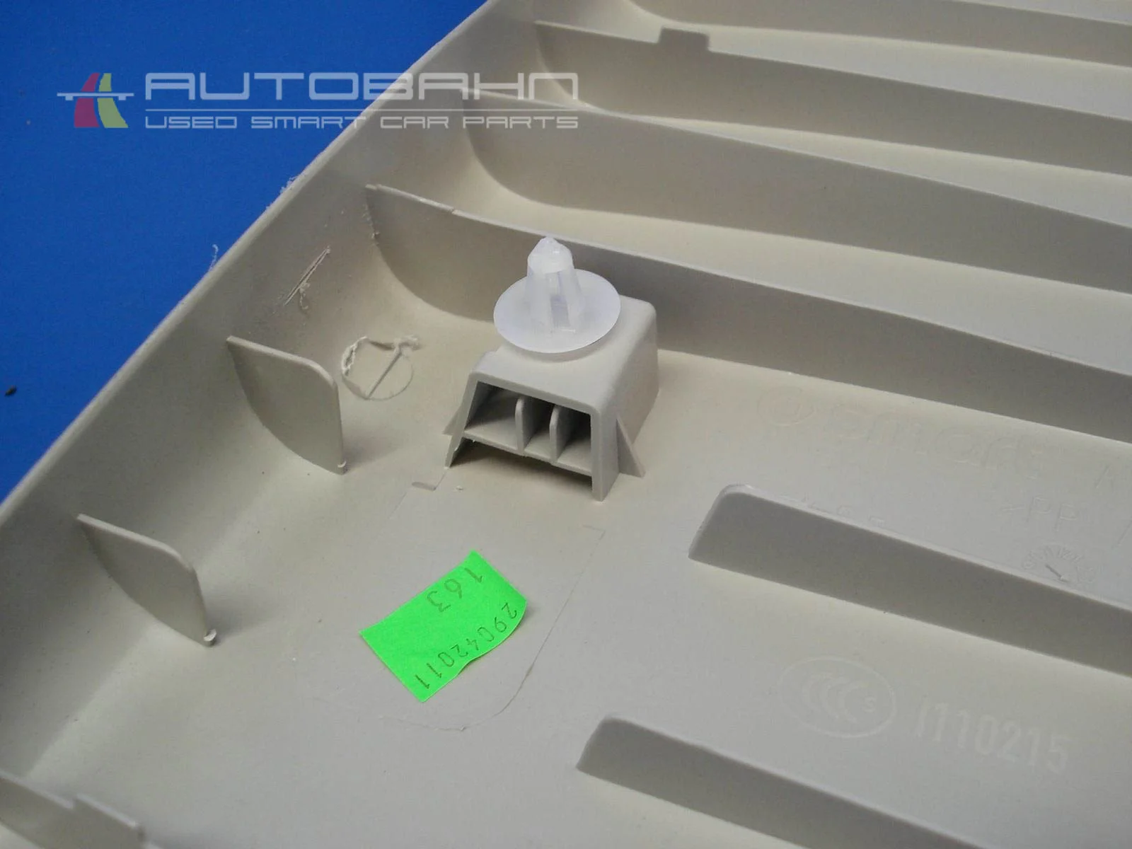 Fortwo Passion Pure OEM Rear Headliner Trim 05.jpg