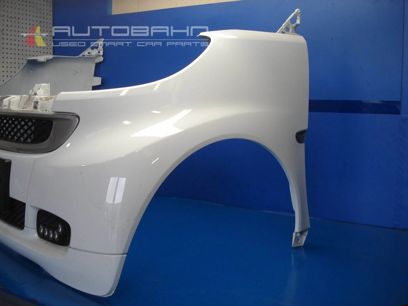 Fortwo Passion Pure OEM Front End Complete Bumper + Fenders + Lights 02_.jpg