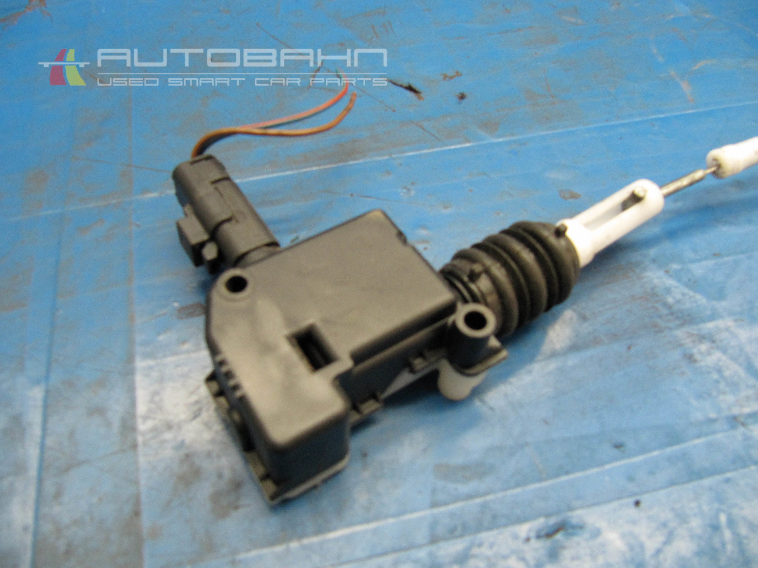 Fortwo Passion Rear Tailgate Glass Latch Complete 02.jpg