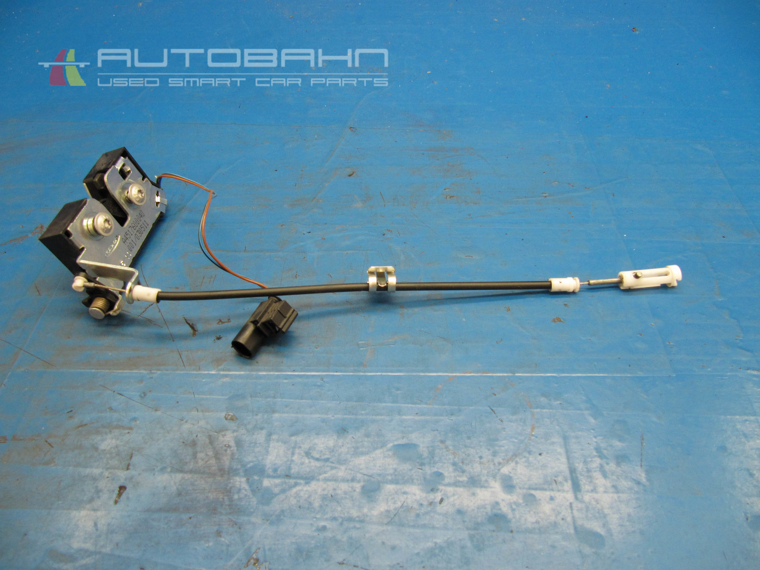 Fortwo Passion Rear Tailgate Glass Latch Complete 08.jpg