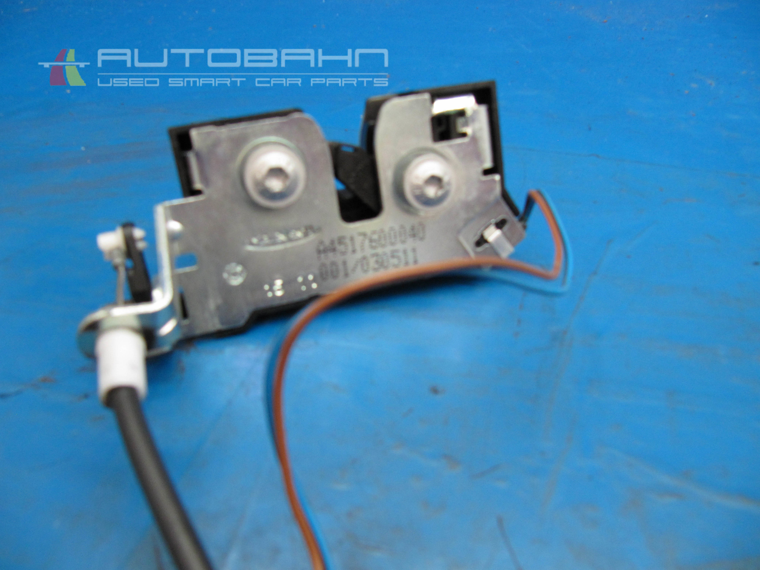 Fortwo Passion Rear Tailgate Glass Latch Complete 10.jpg