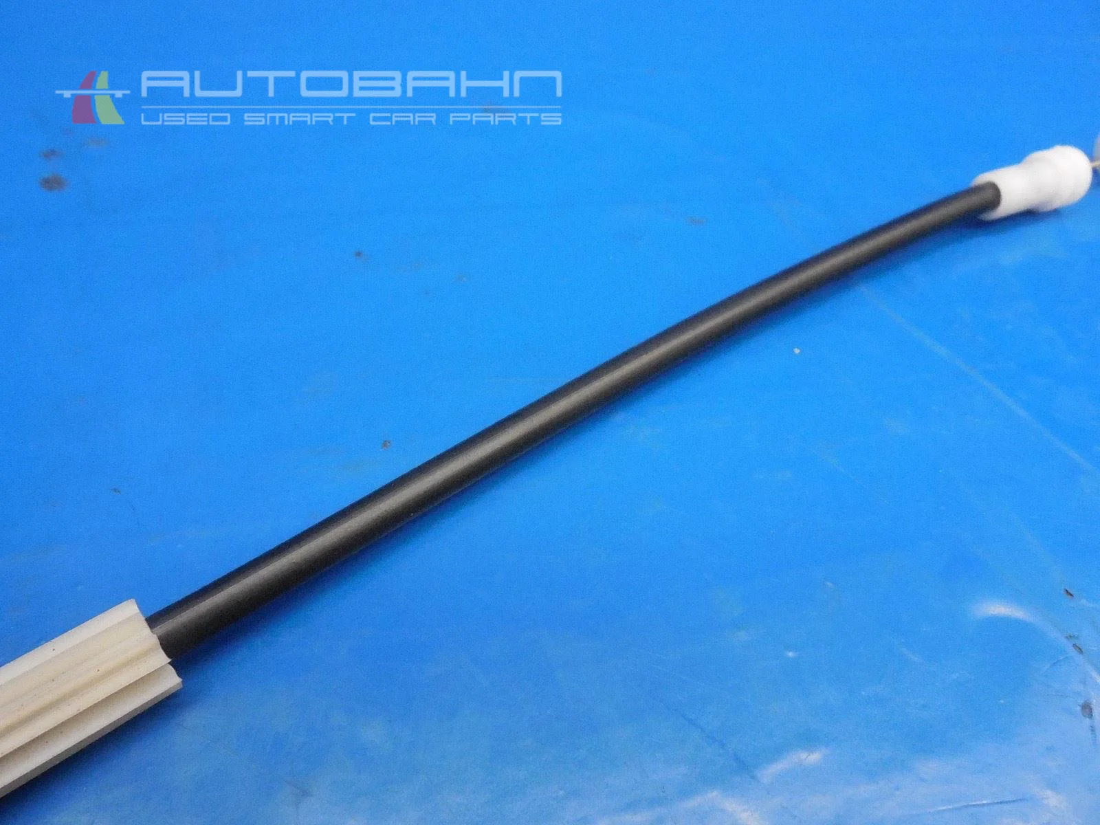 Fortwo Passion Pure OEM Left Side Bowden Cable for Door Handle & Lock 03.jpg