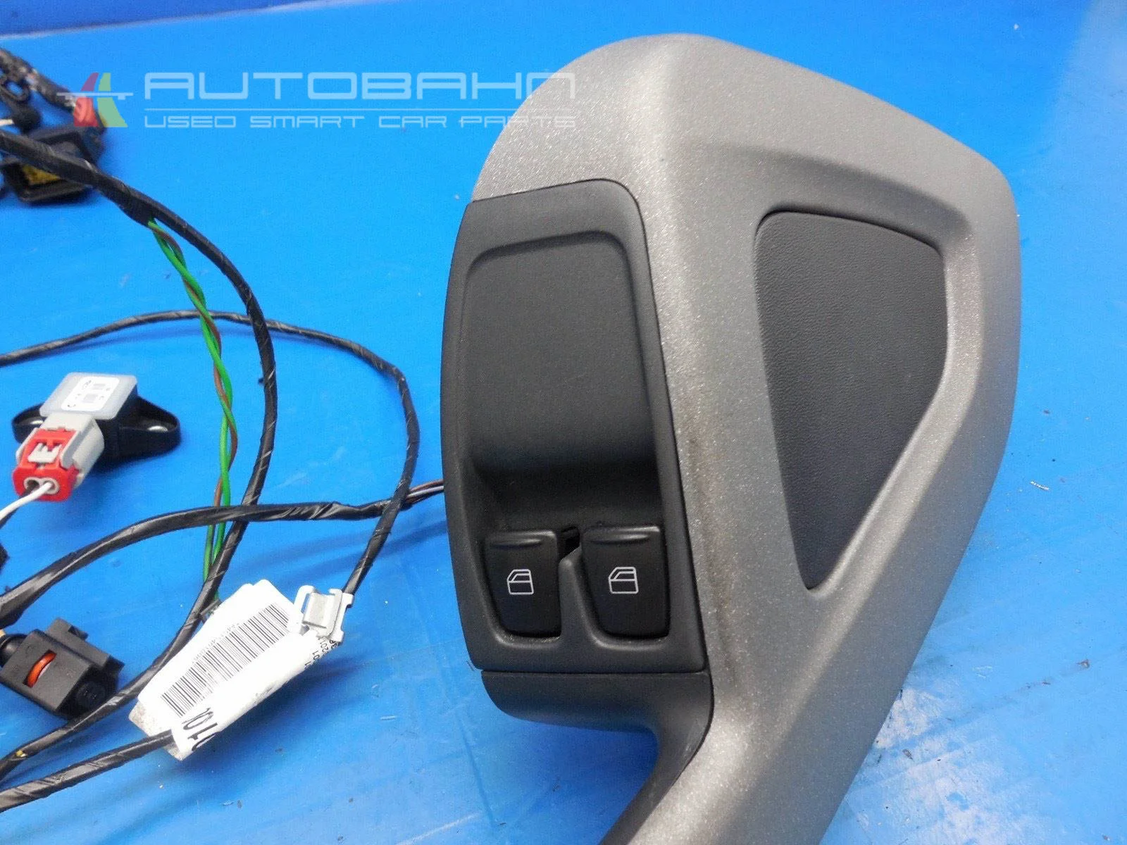 Fortwo Passion Pure (2008-2015) Power Window Conversion Kit 06.jpg