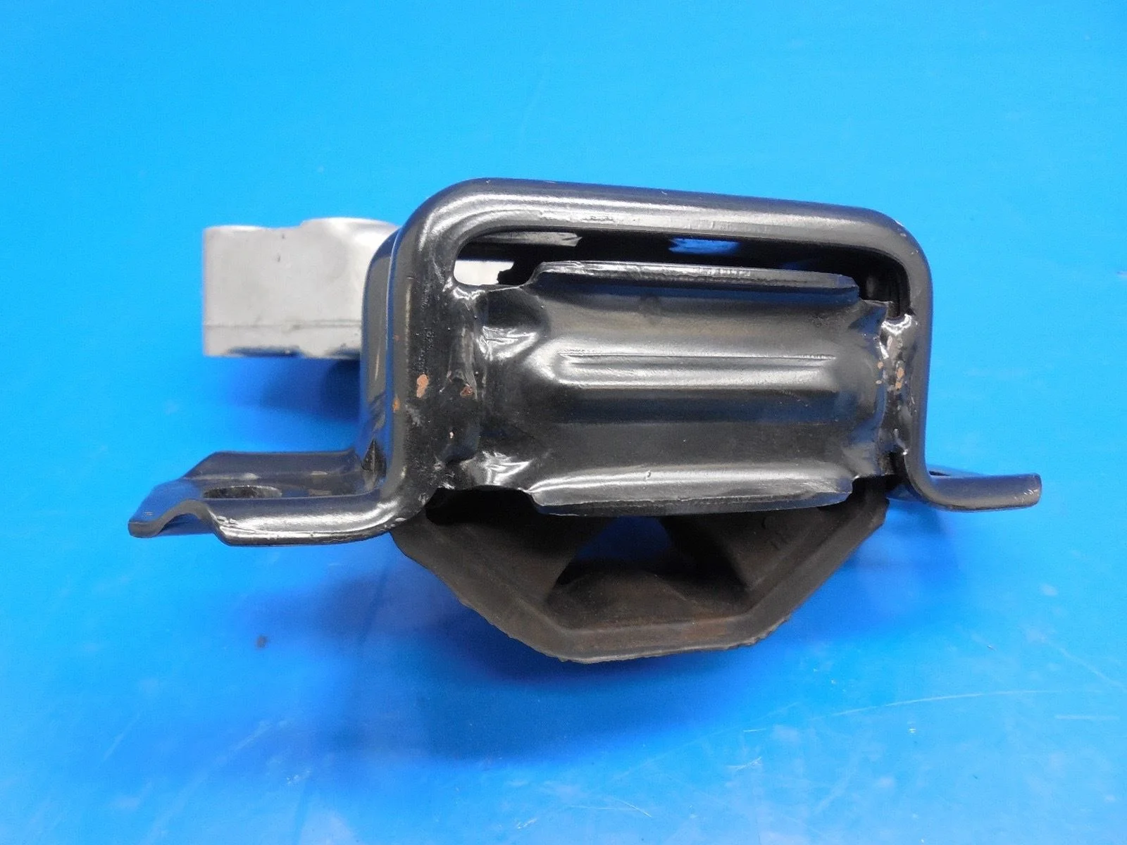 Fortwo Passion Pure (2008-2015) OEM Engine Side Mount 05.jpg