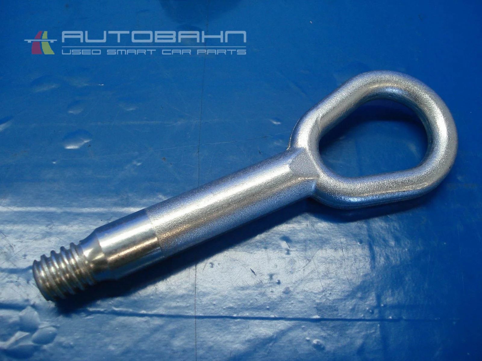 Fortwo Passion Pure OEM Tow Hook 04.jpg