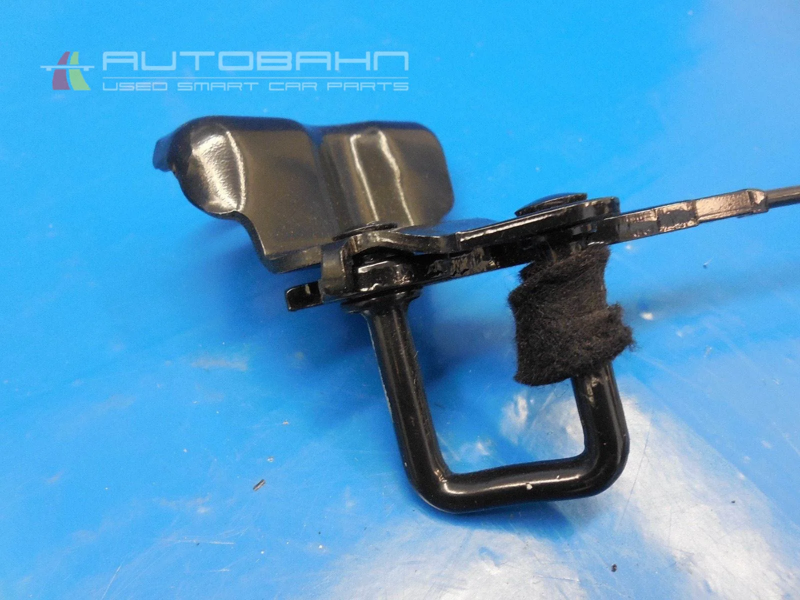 Fortwo Passion Pure OEM Tailgate Latch Assembly with Cables Complete 08.jpg
