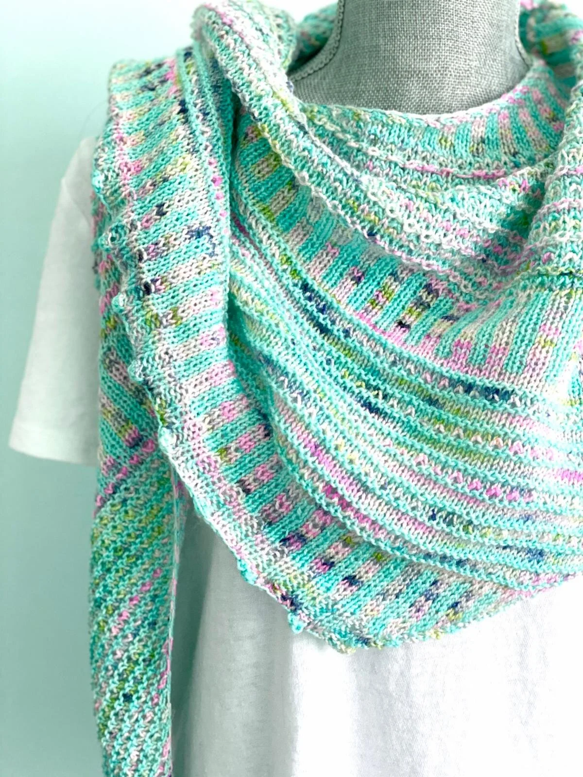 Breathe and Hope Shawl Pattern by Casapinka