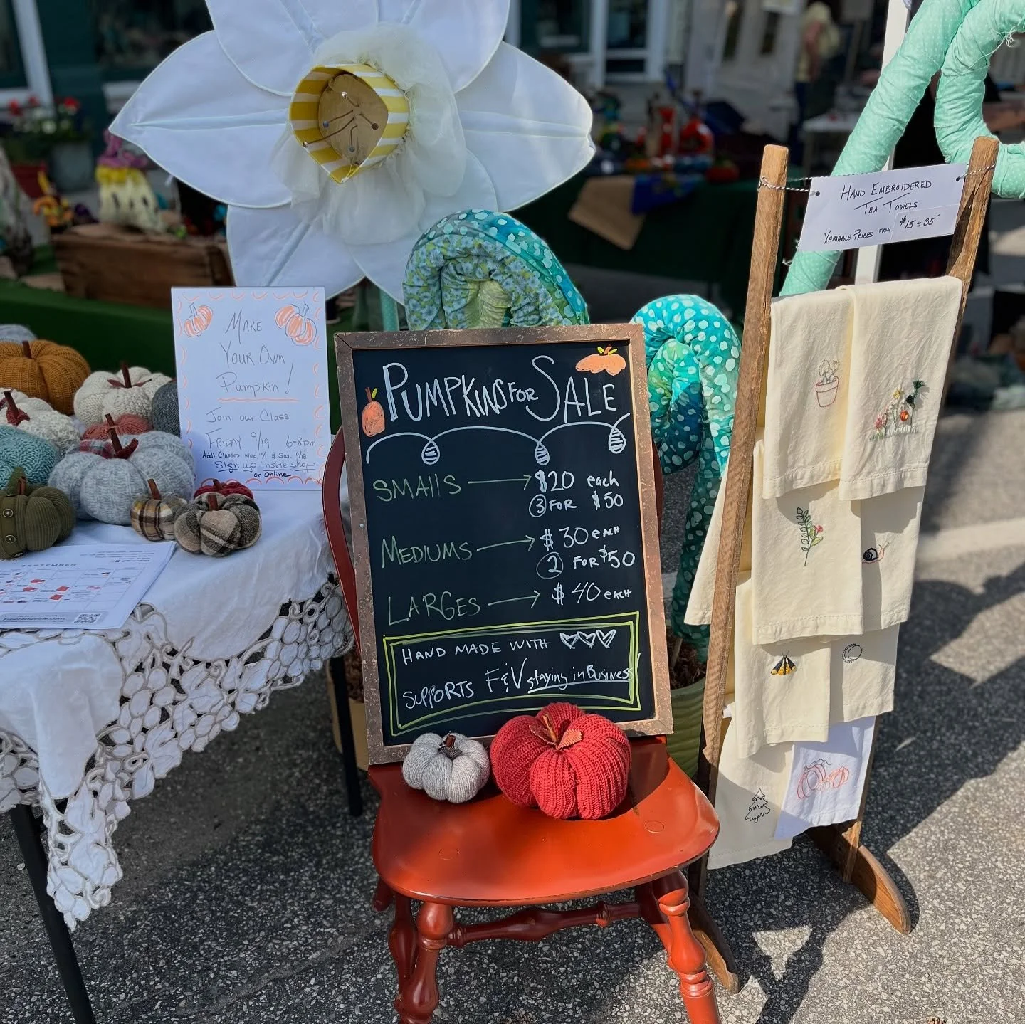 Here all day for the @maineartsfest !!! Come see the pumpkin patch !!