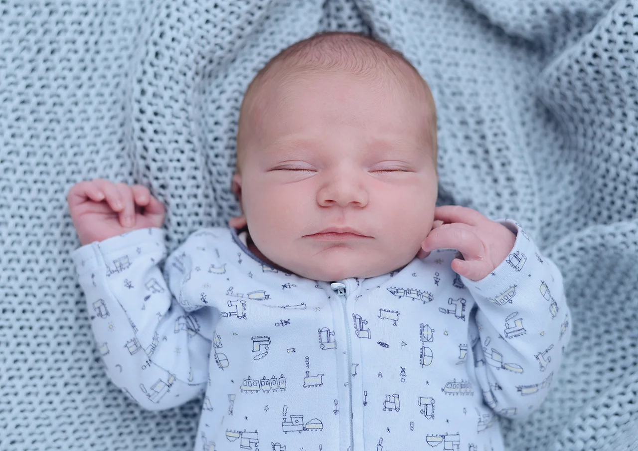 newborn-lifestyle-at-home_02.jpg