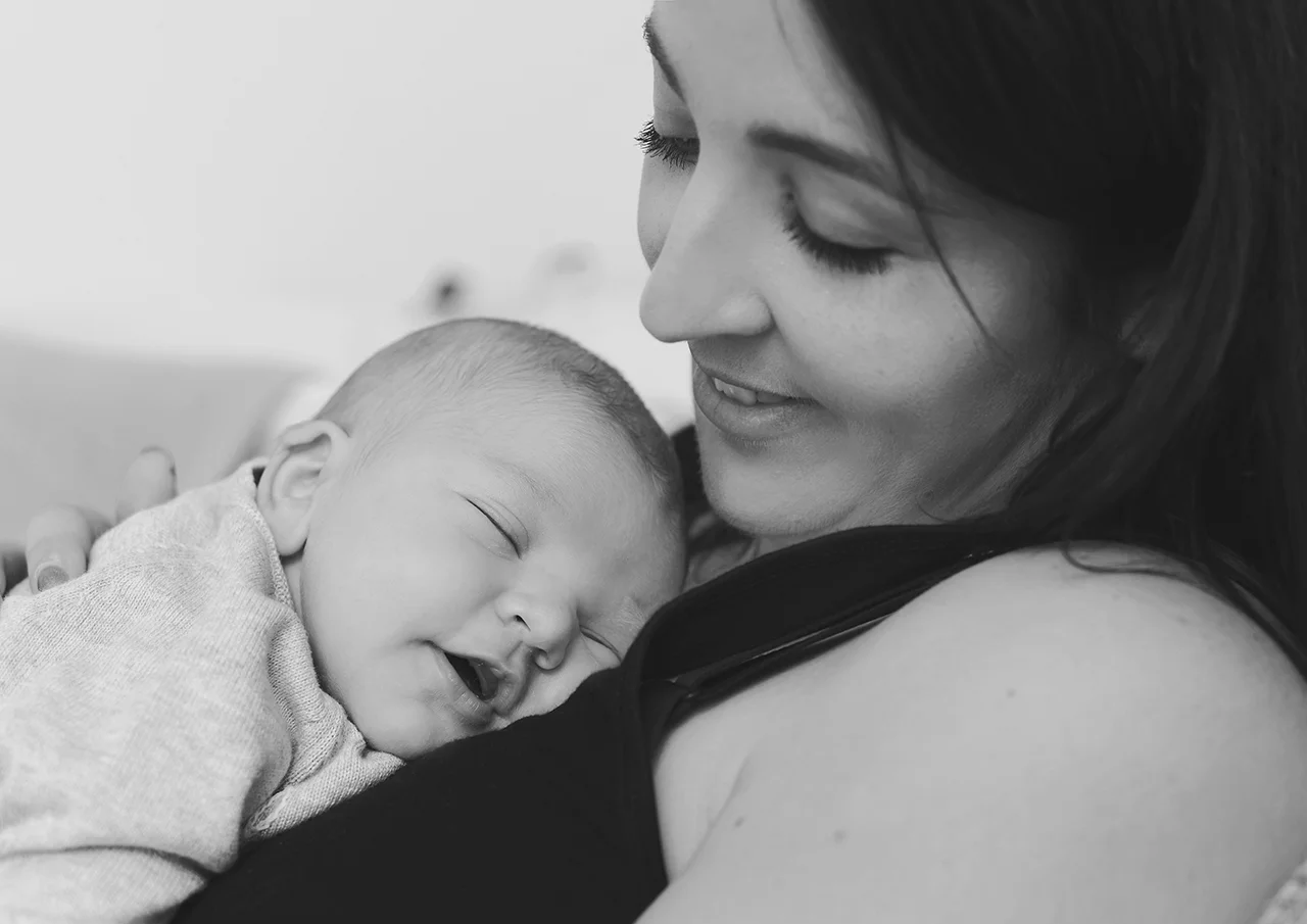 newborn-lifestyle-at-home_13.jpg