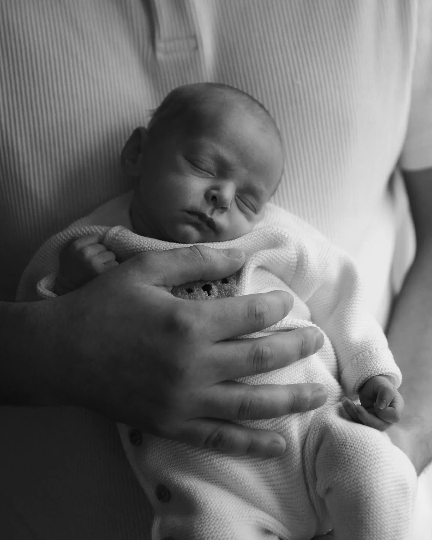 At home with baby Archie 🤍 

I was lucky to be invited into the newborn baby bubble by Archie's happy parents, to capture him surrounded by their love. This place will always be his first home. ✨

#newbornphotographyrochdale #newbornathome #photogra