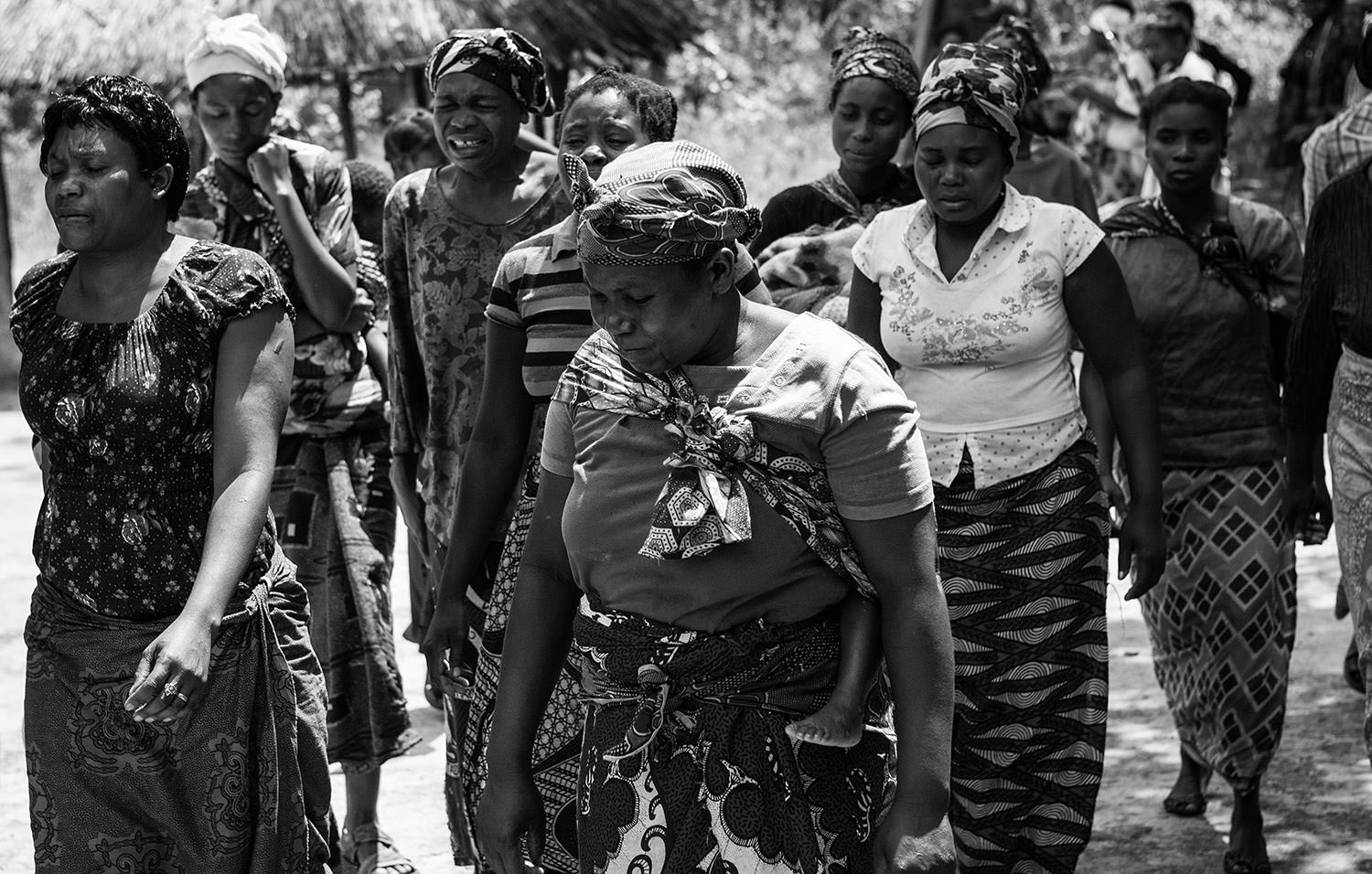 Funeral in Zambia2.jpg