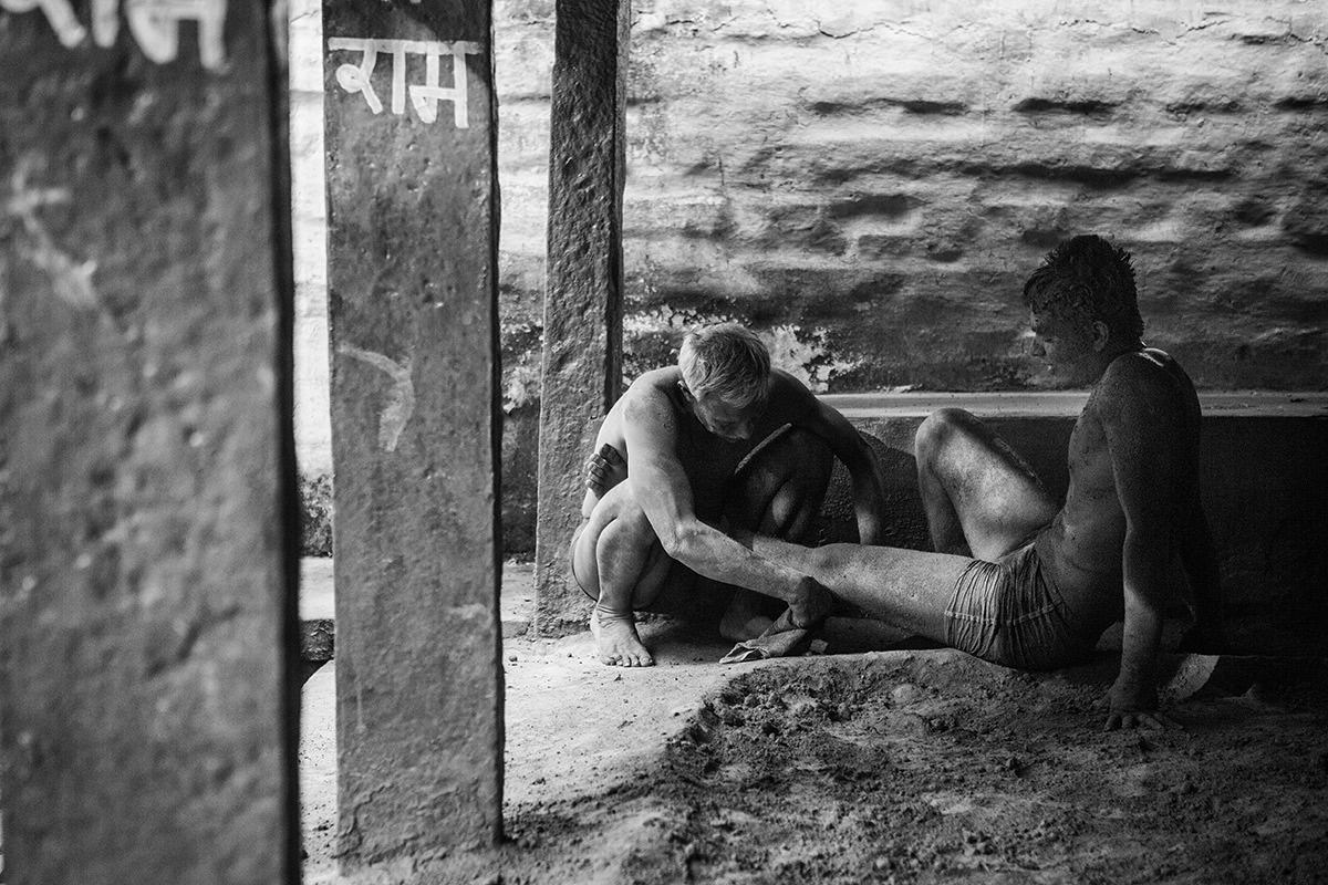 Kushti-fighters-varanasi13.JPG